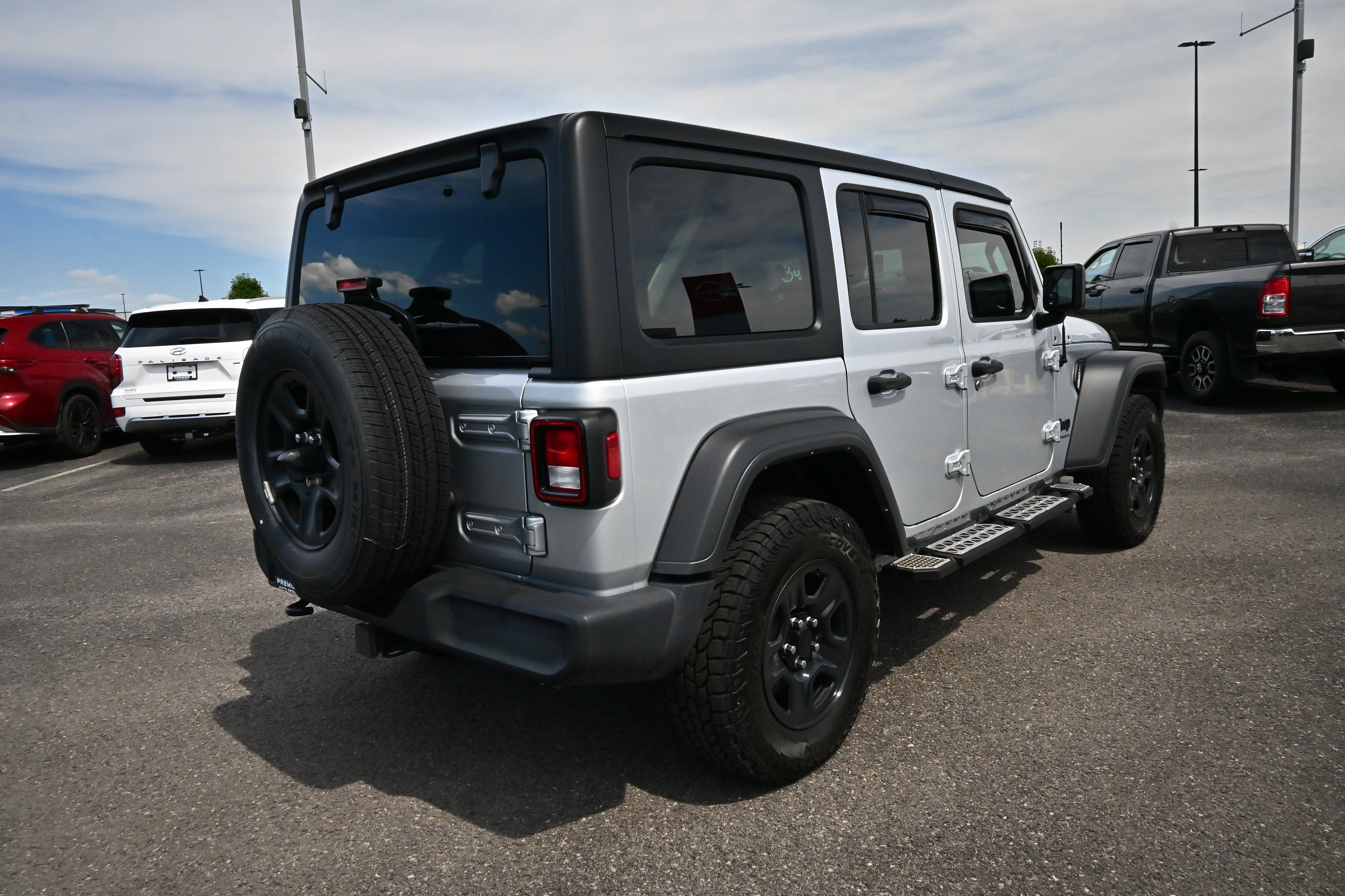 2023 Jeep Wrangler Sport
