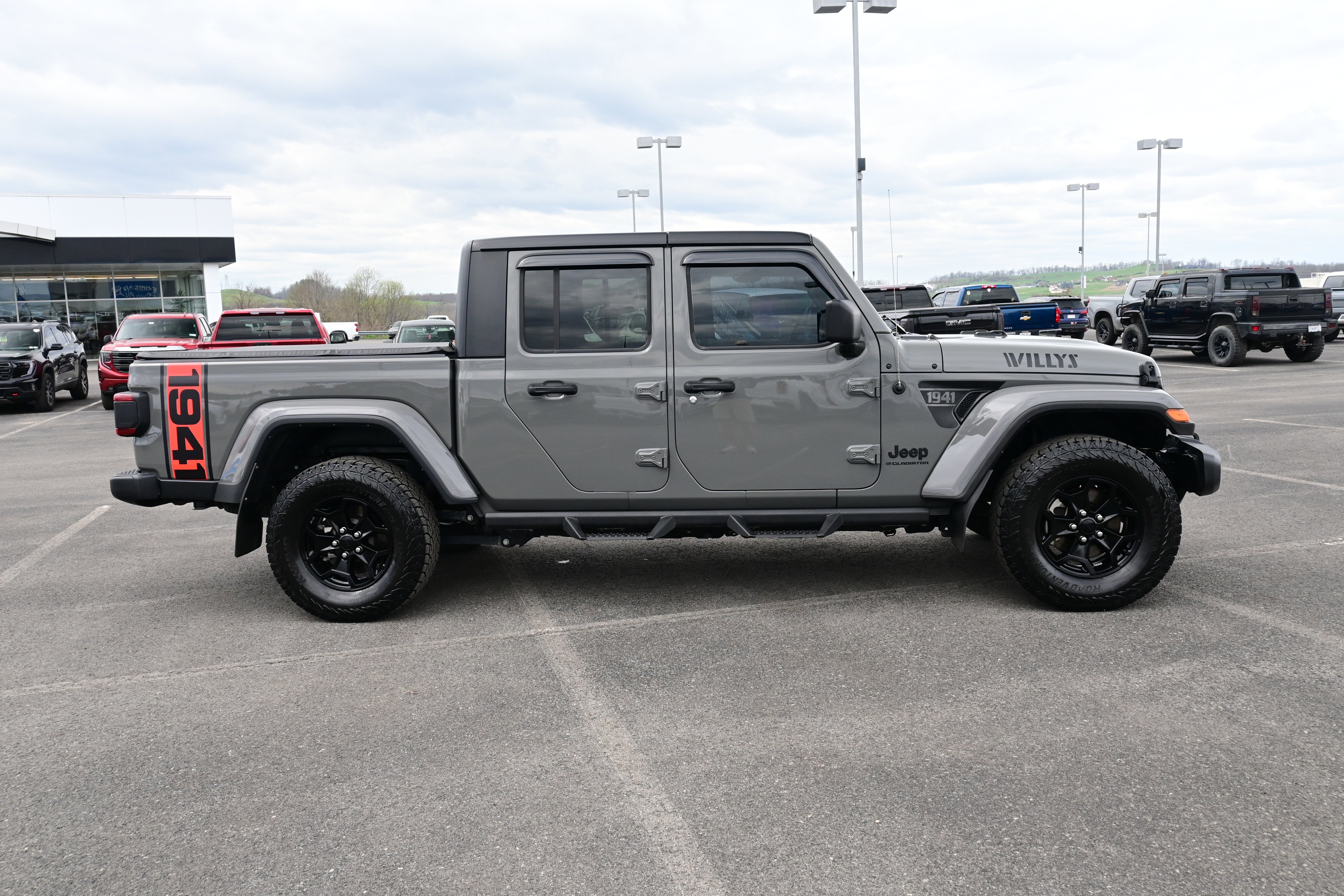 2023 Jeep Gladiator Willys
