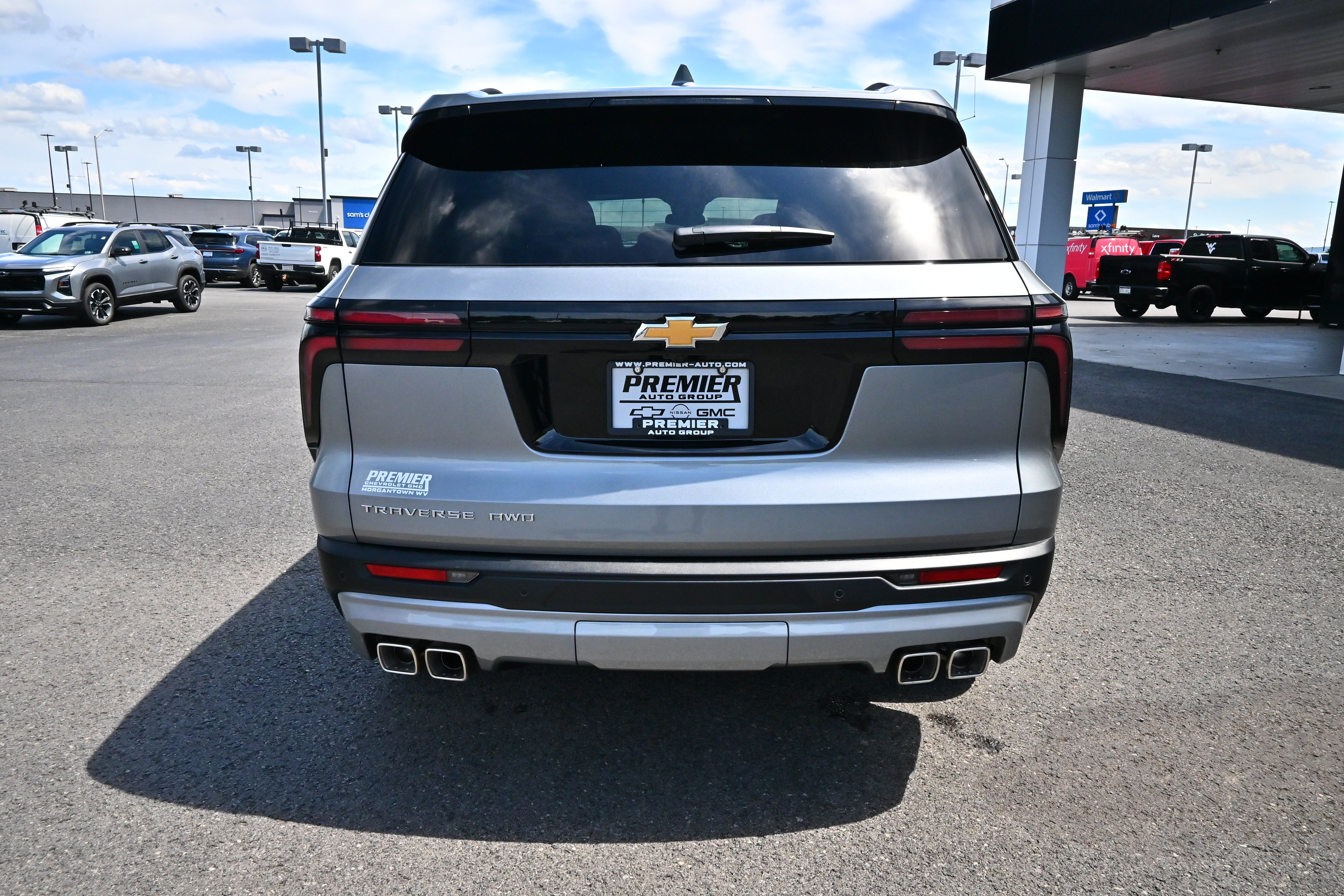 2027 Chevrolet Traverse LT