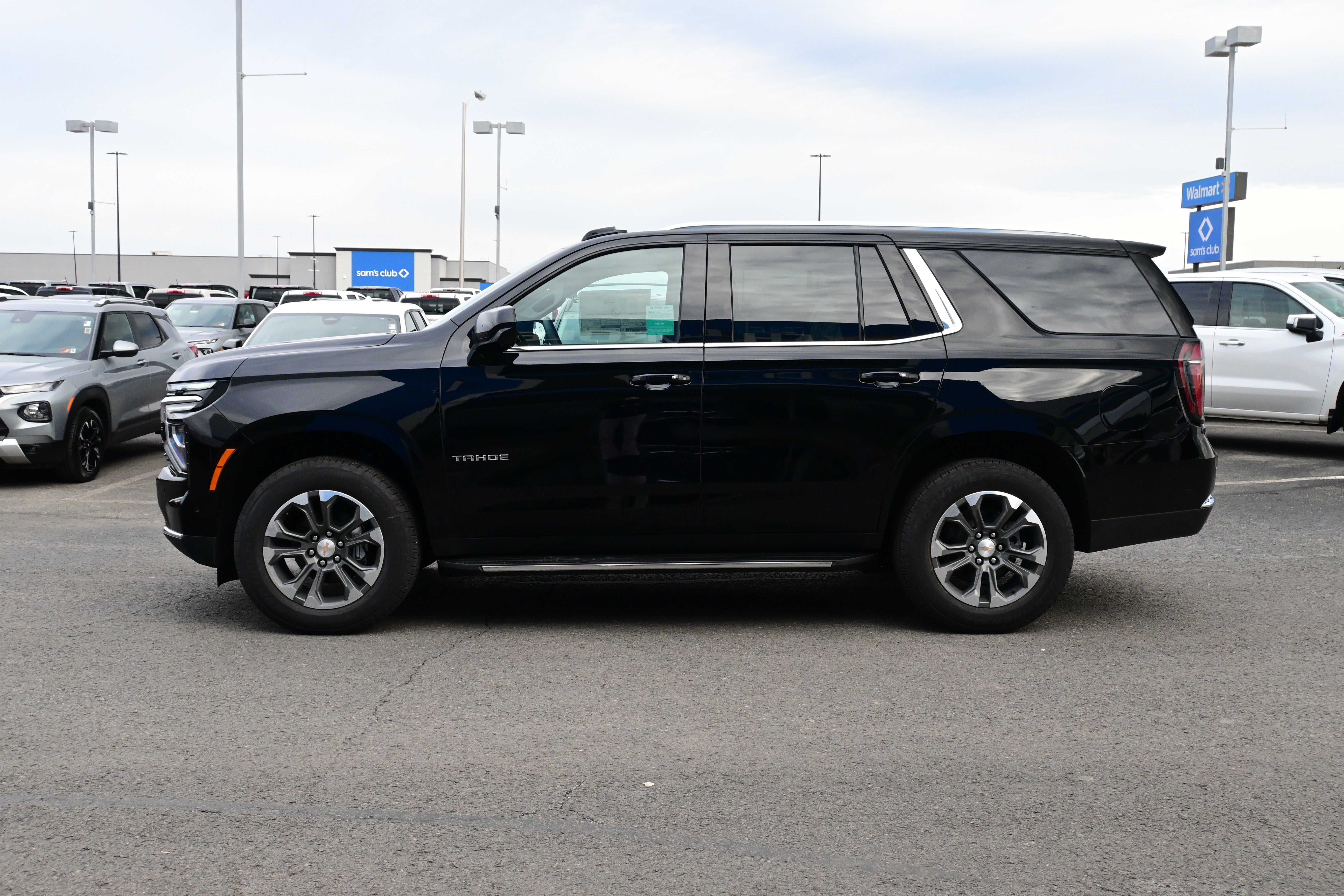 2026 Chevrolet Tahoe LS