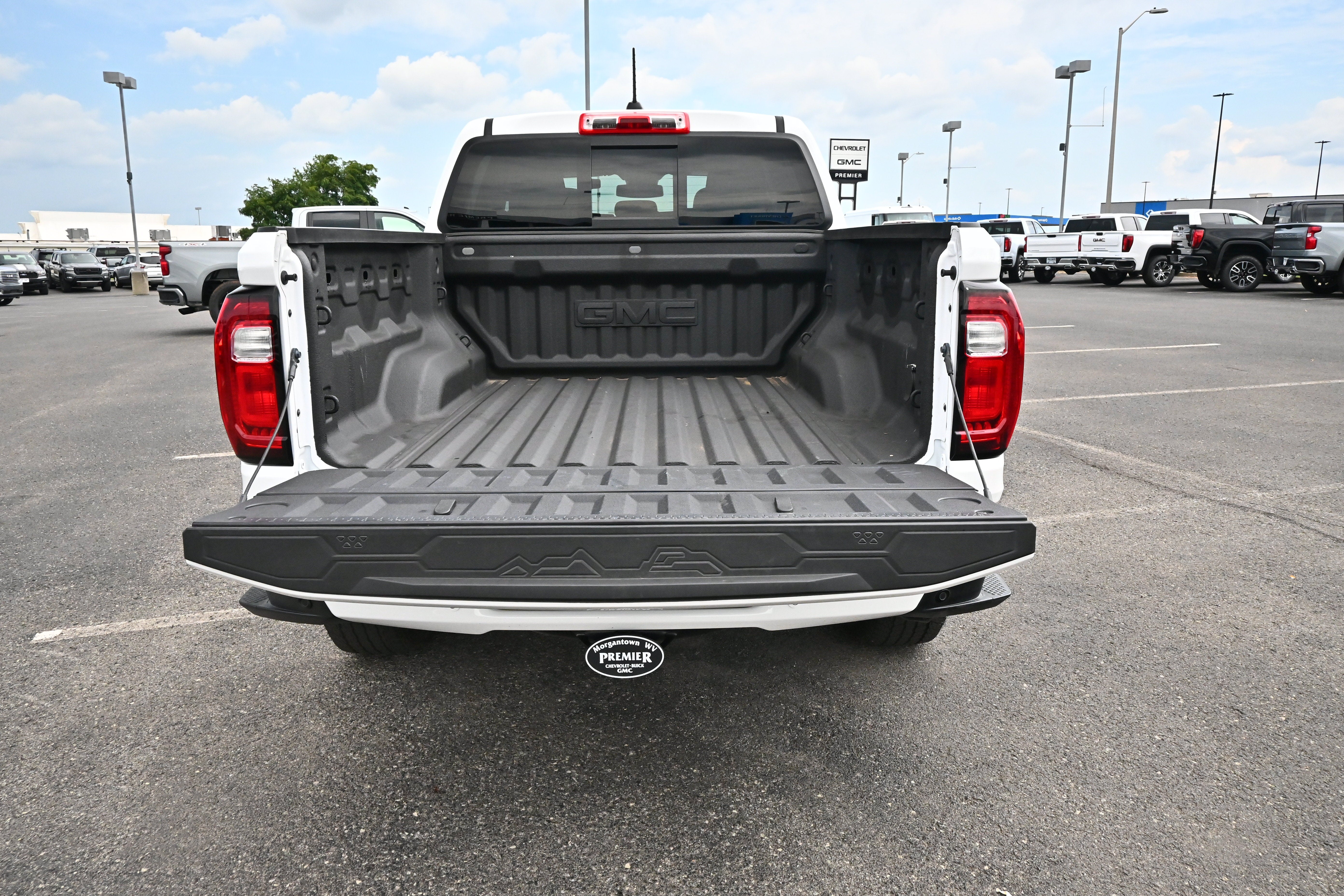 2025 GMC Canyon AT4