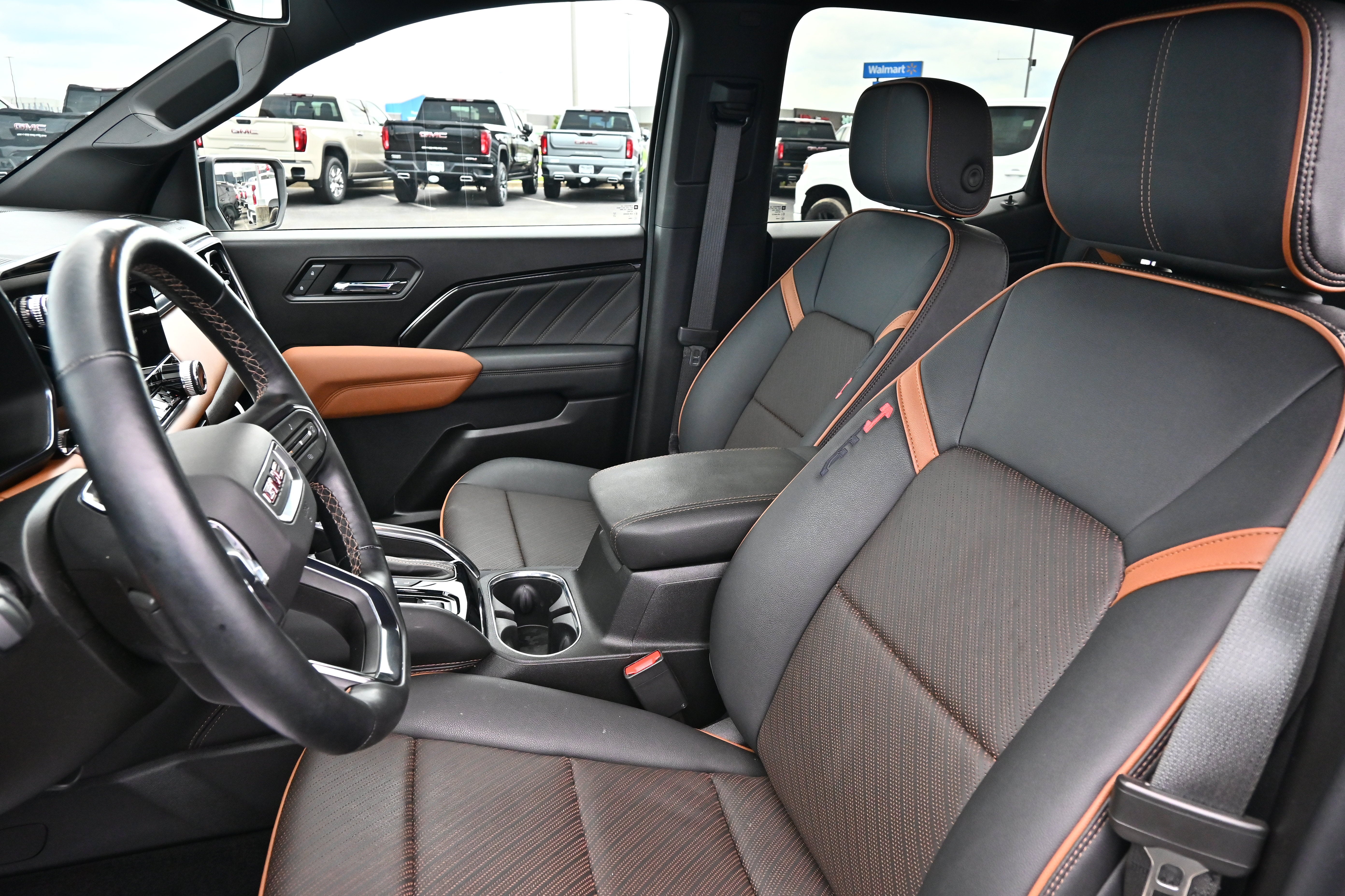2025 GMC Canyon AT4