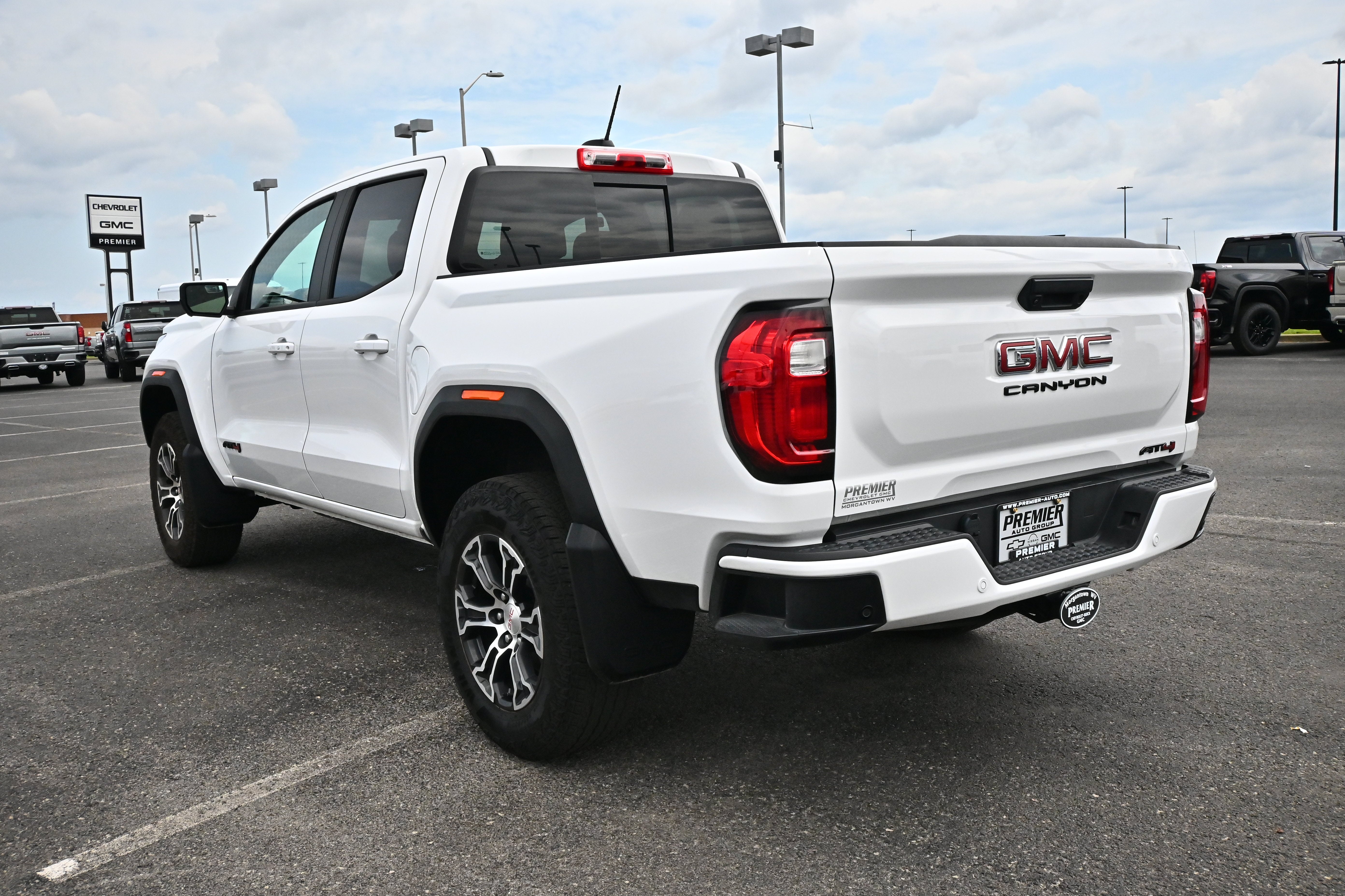 2025 GMC Canyon AT4
