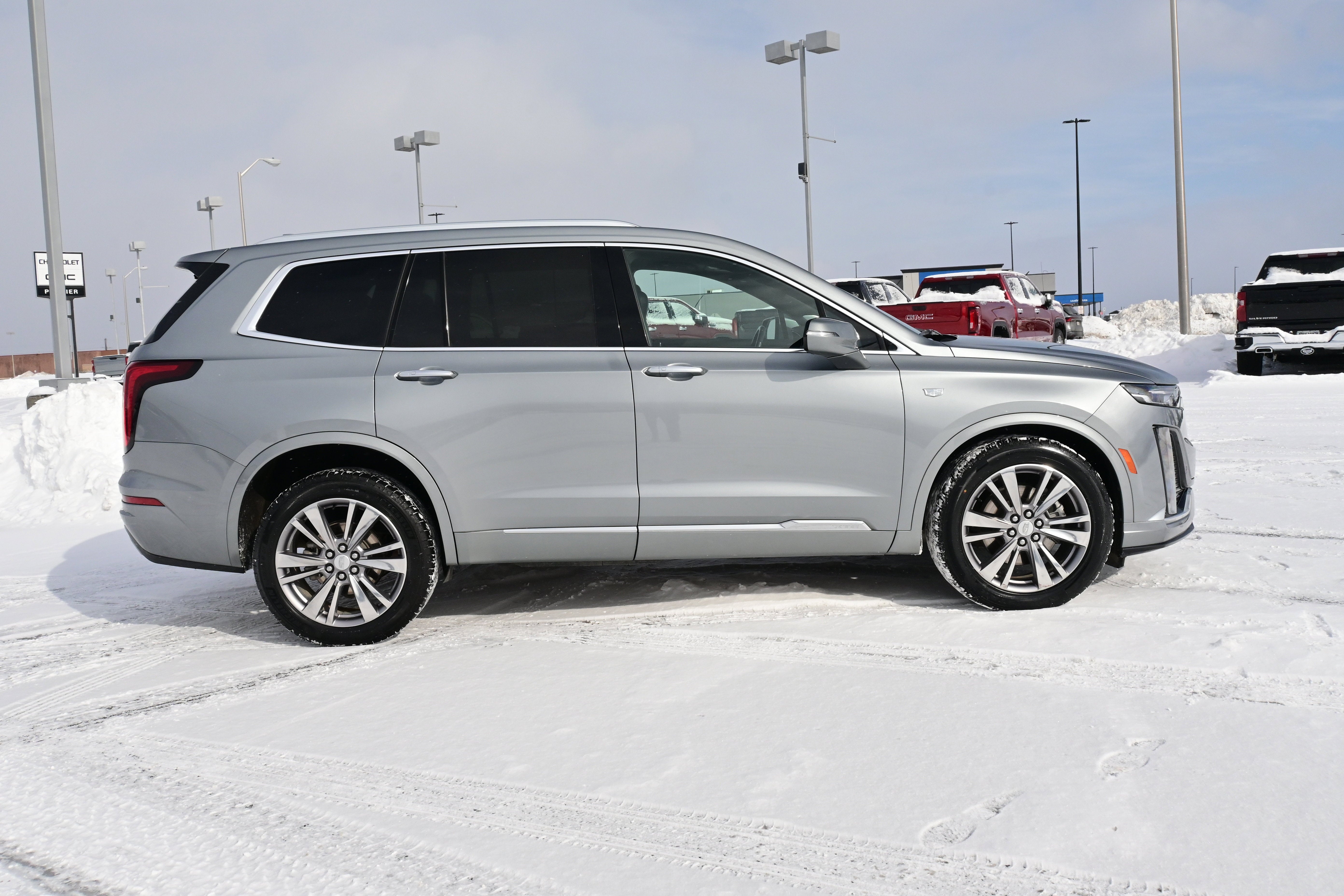 2025 Cadillac XT6 Premium Luxury