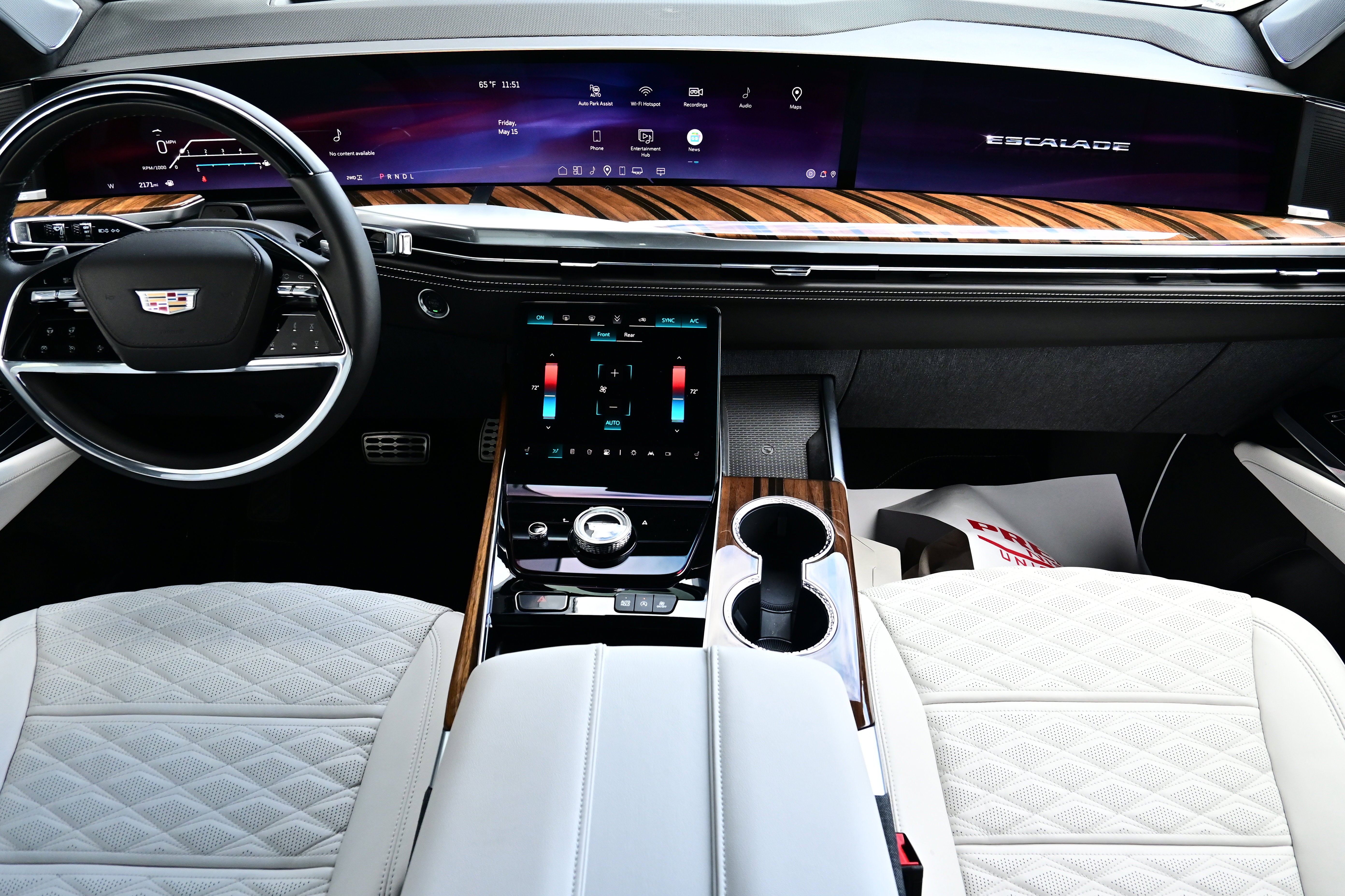 2026 Cadillac Escalade Platinum Luxury
