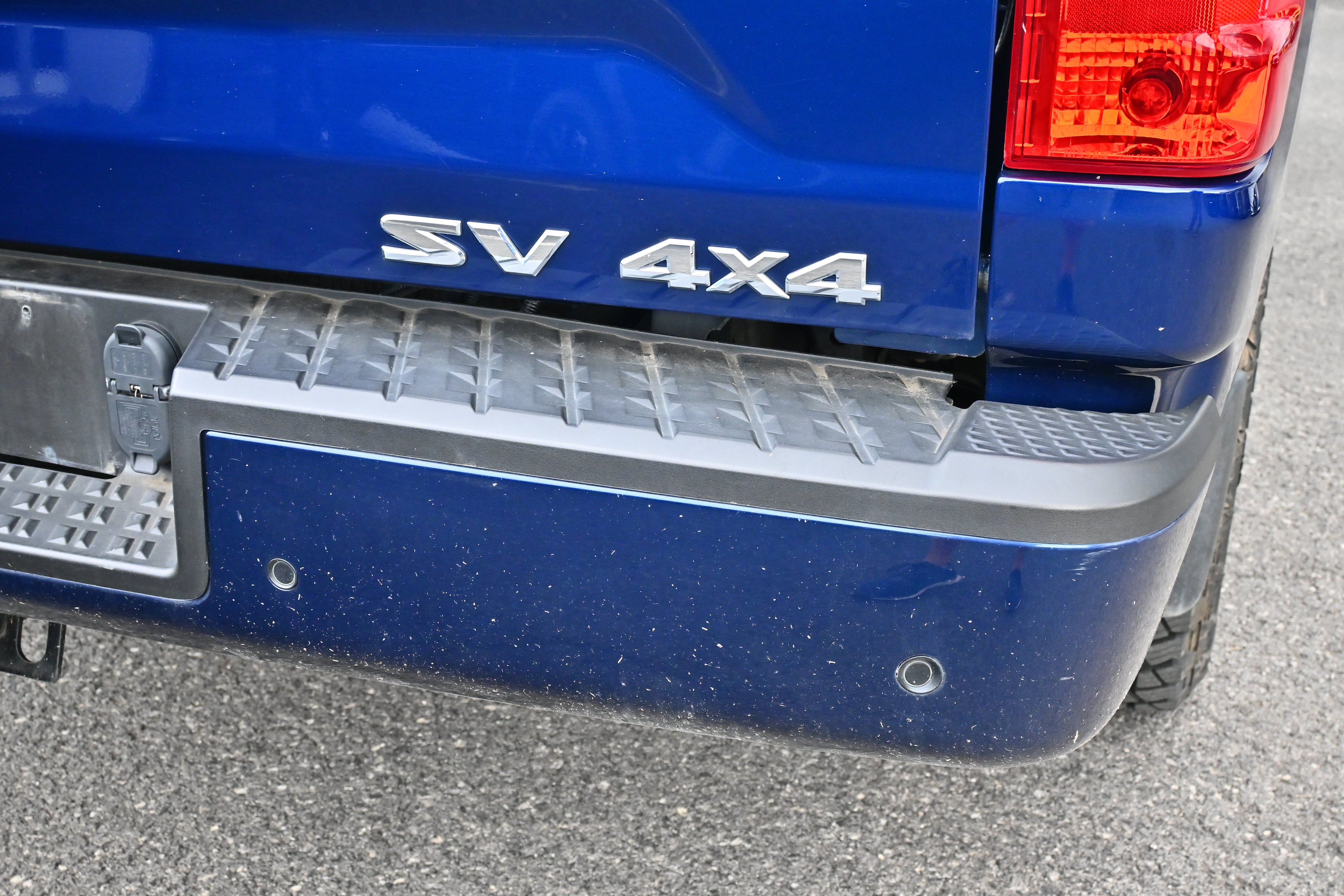 2024 Nissan Titan SV