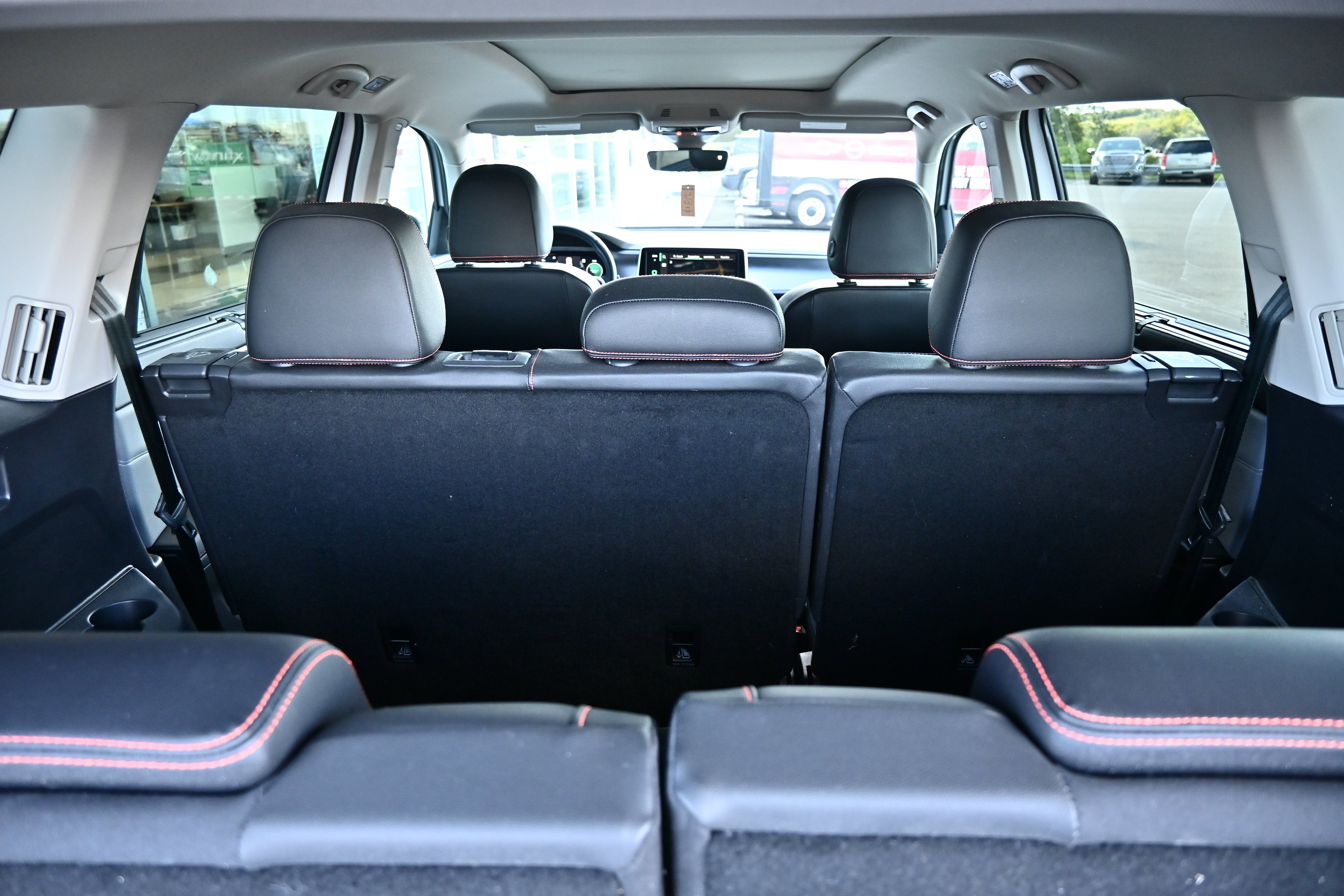 2024 Volkswagen Atlas 2.0T Peak Edition SEL