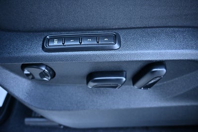 2024 Volkswagen Atlas 2.0T Peak Edition SEL