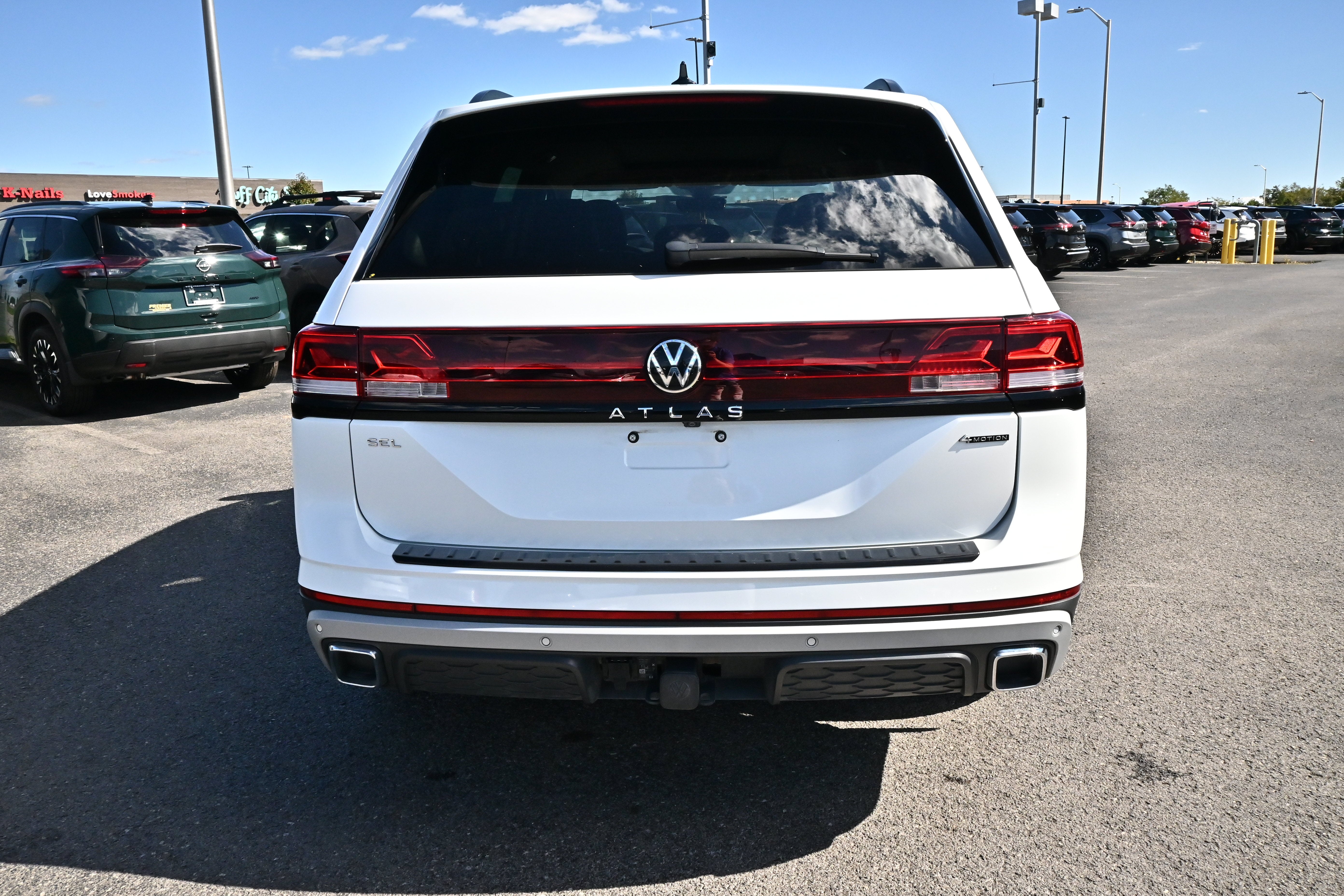 2024 Volkswagen Atlas 2.0T Peak Edition SEL