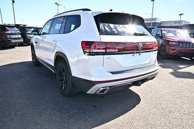 2024 Volkswagen Atlas 2.0T Peak Edition SEL