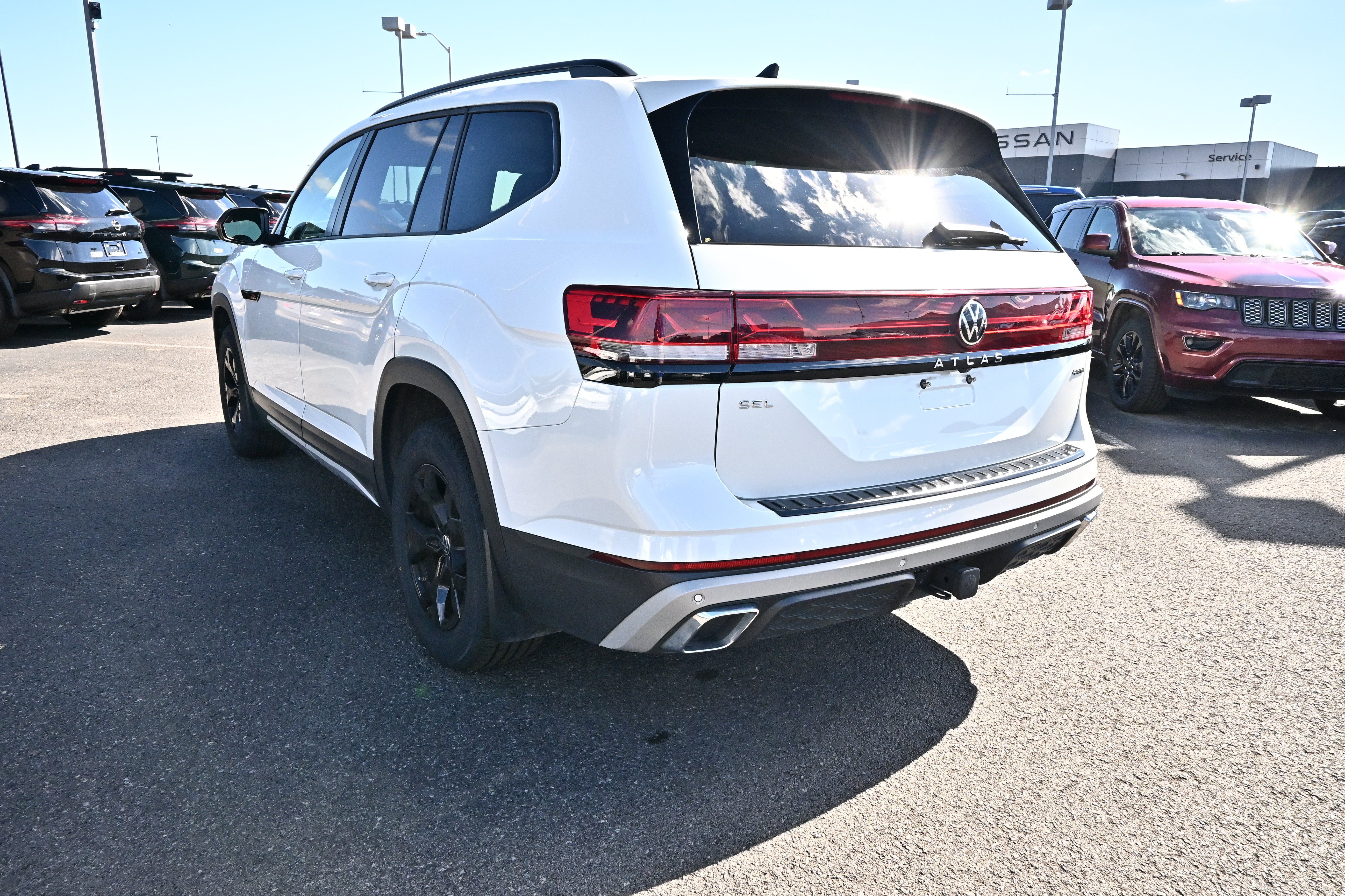2024 Volkswagen Atlas 2.0T Peak Edition SEL