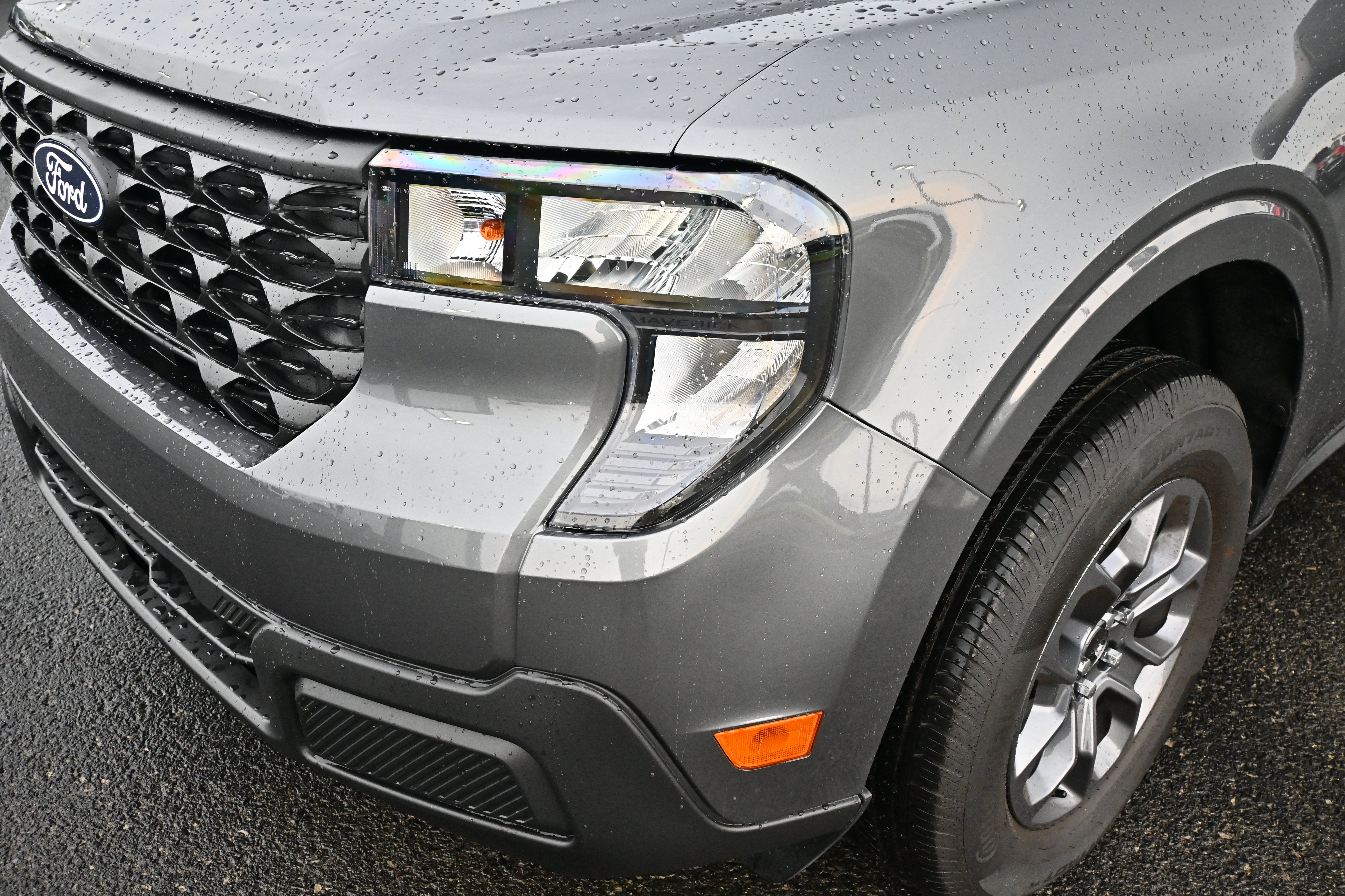 2025 Ford Maverick XL