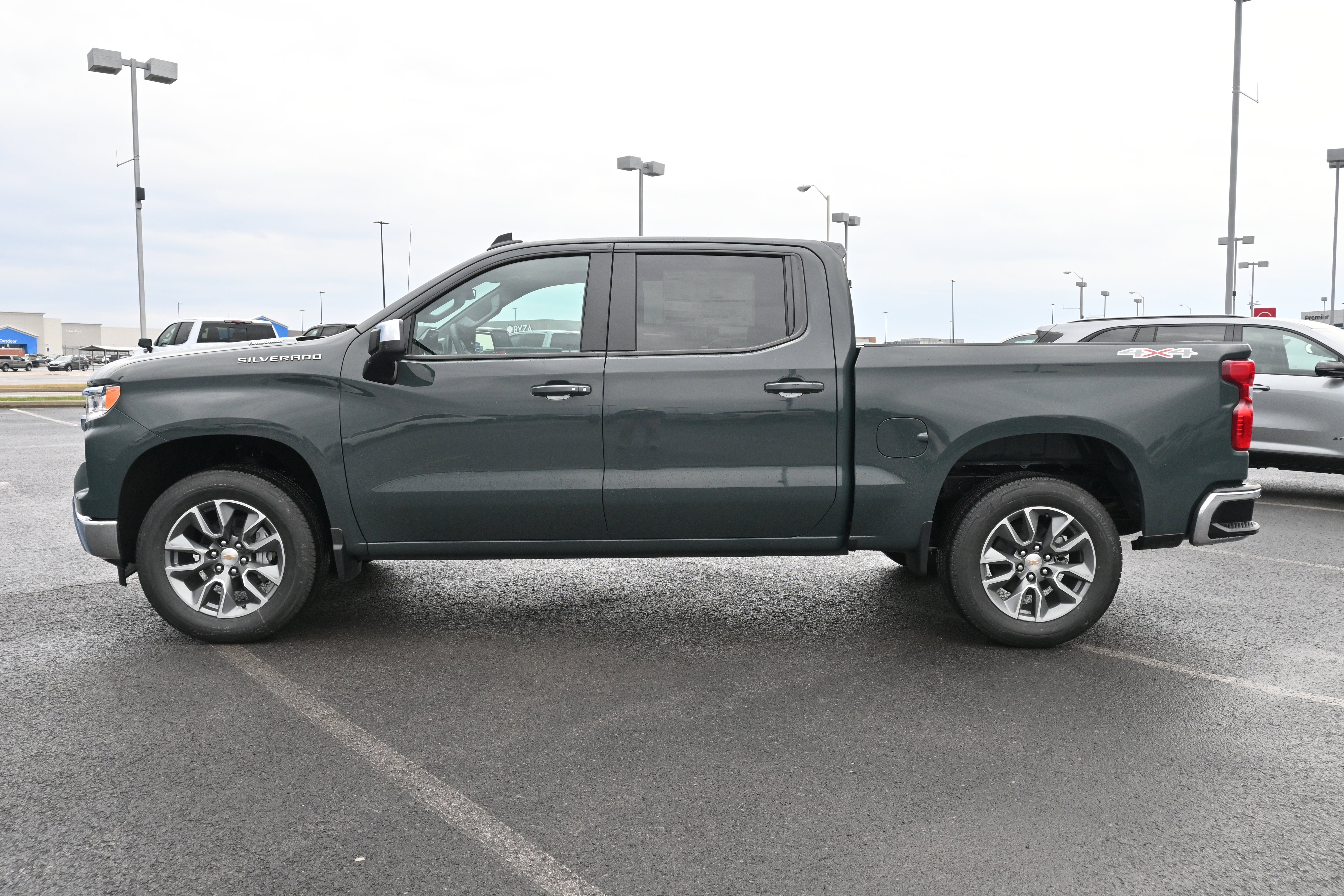 2026 Chevrolet Silverado 1500 LT (2FL)
