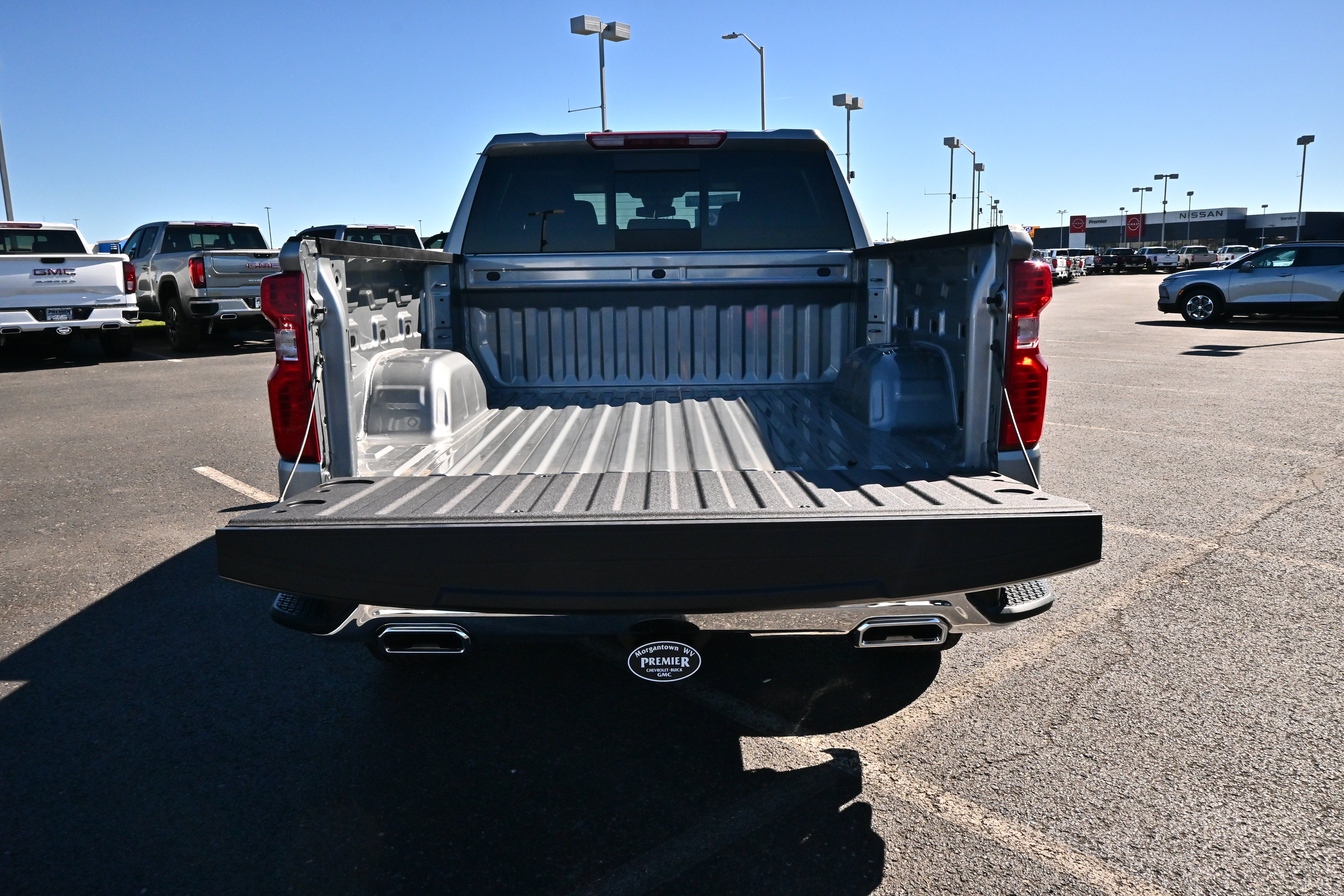 2026 Chevrolet Silverado 1500 LT - Photo 10