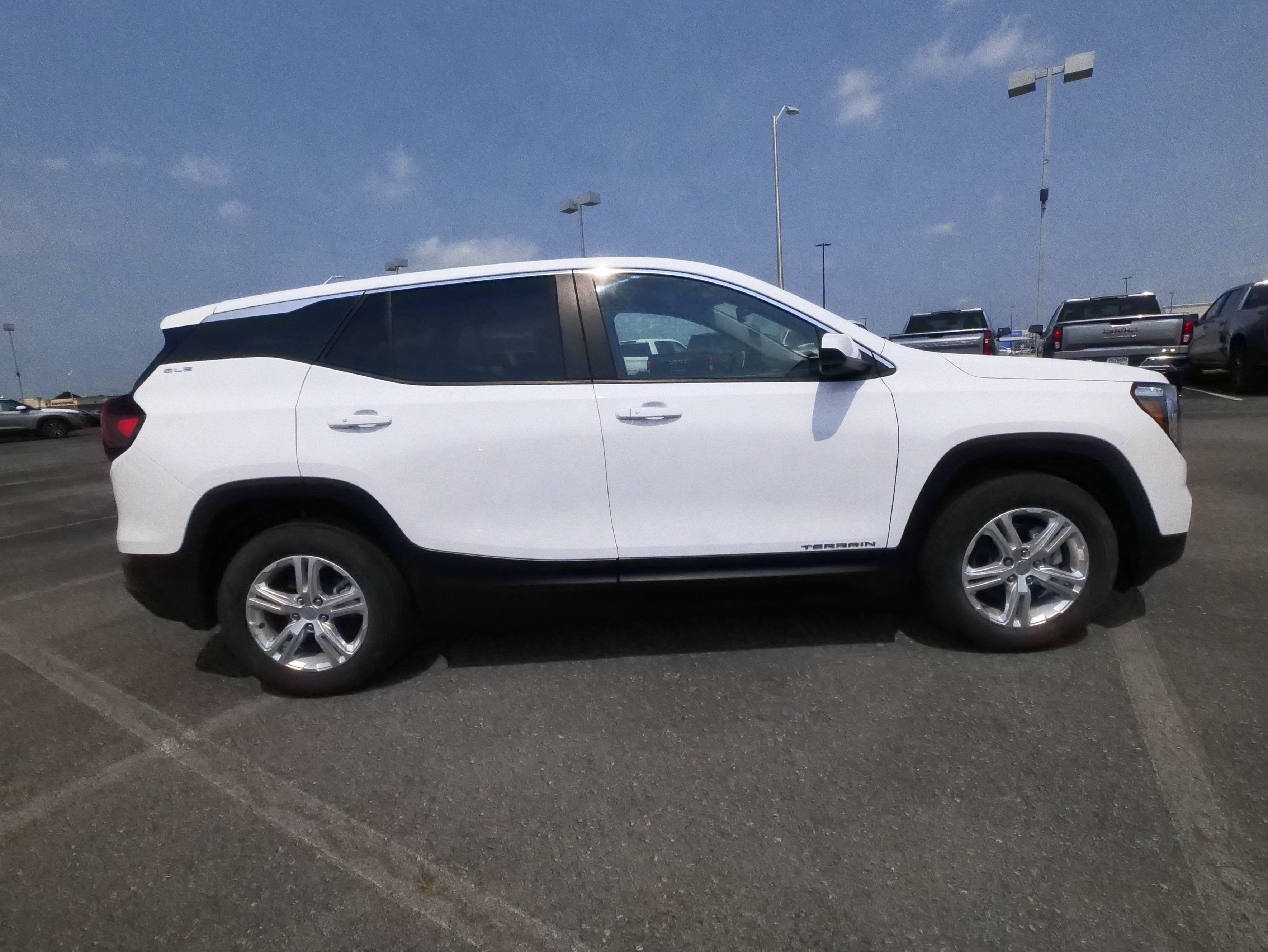 2024 GMC Terrain SLE