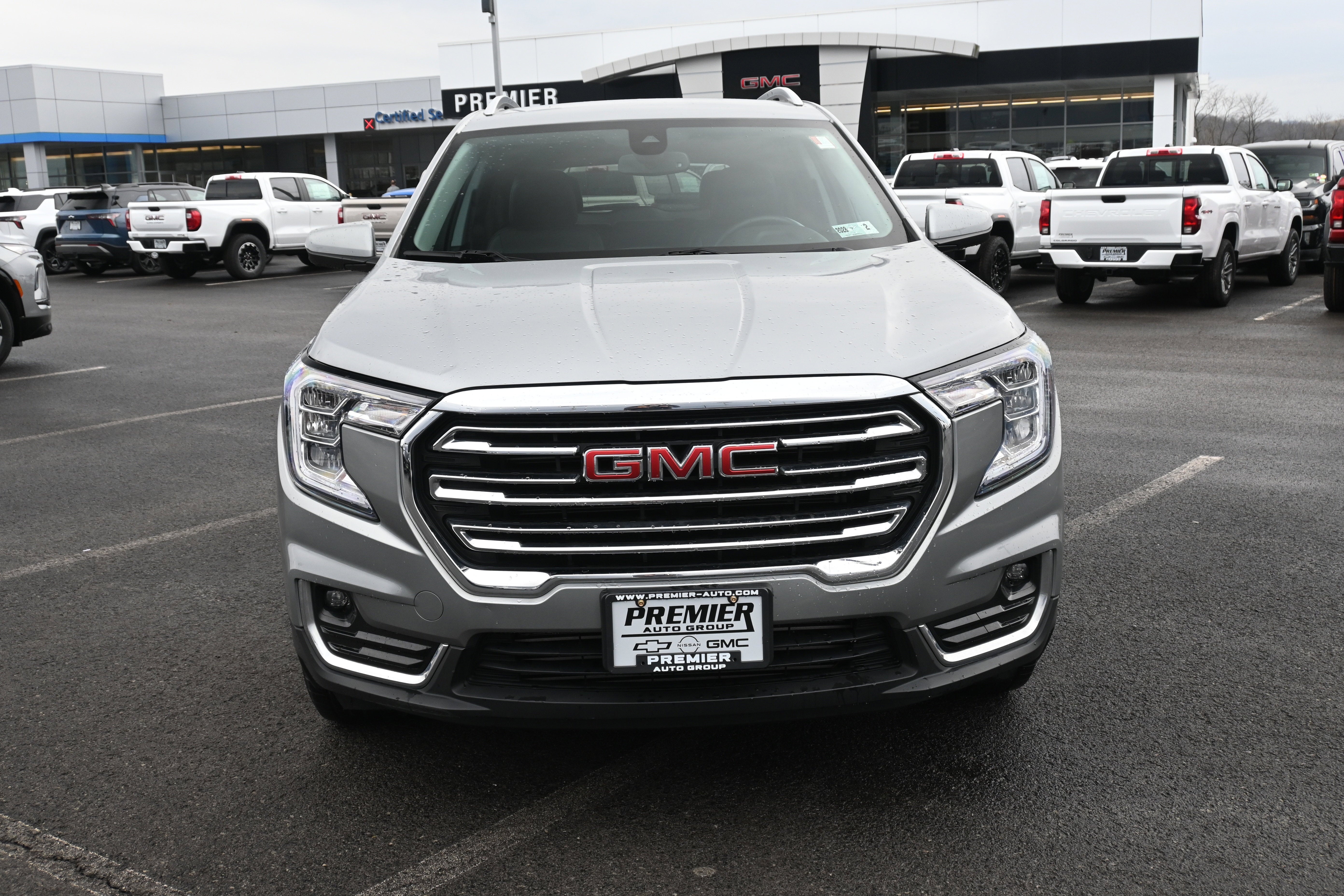 2023 GMC Terrain SLT