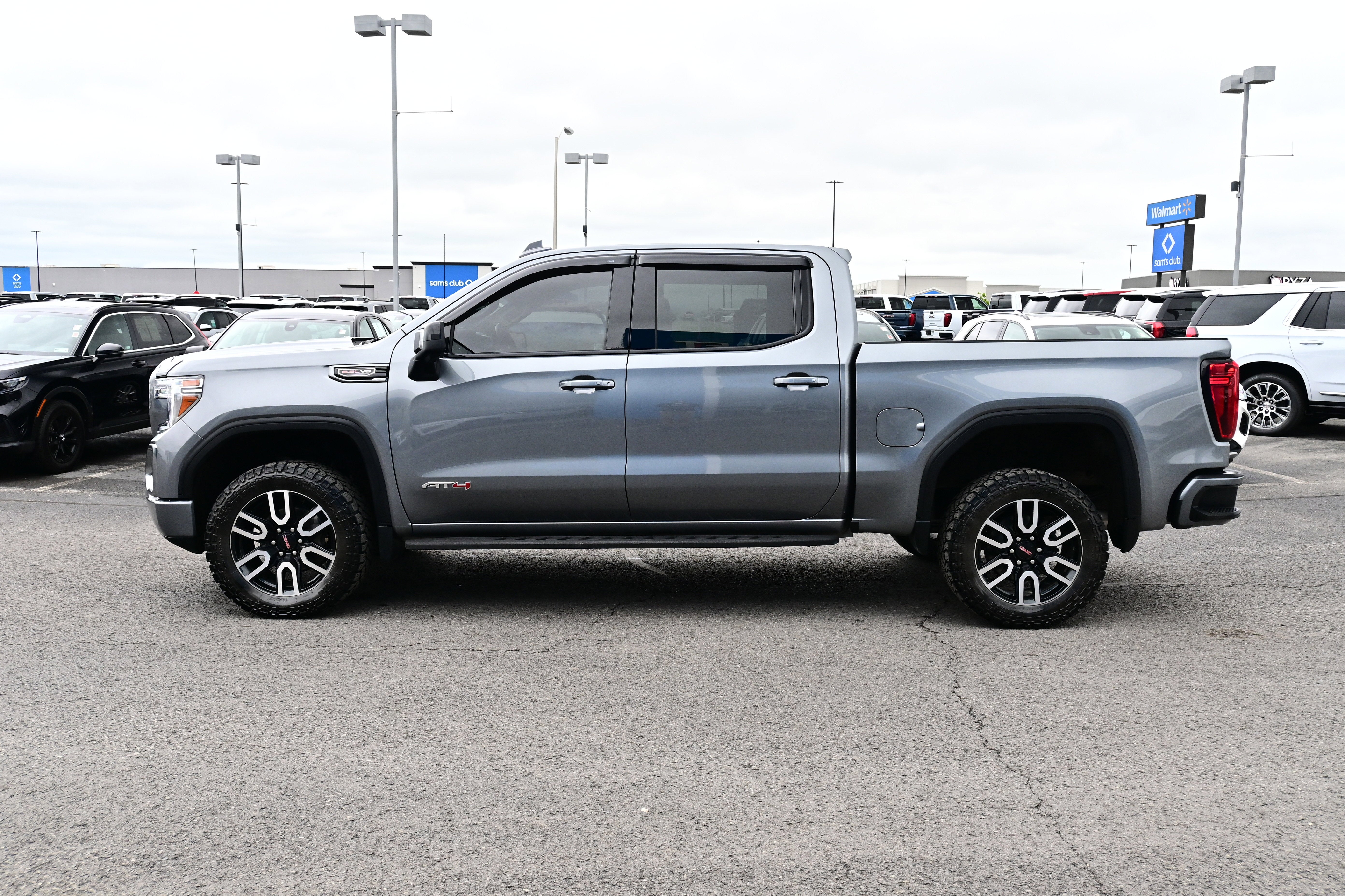 2022 GMC Sierra 1500 Limited AT4