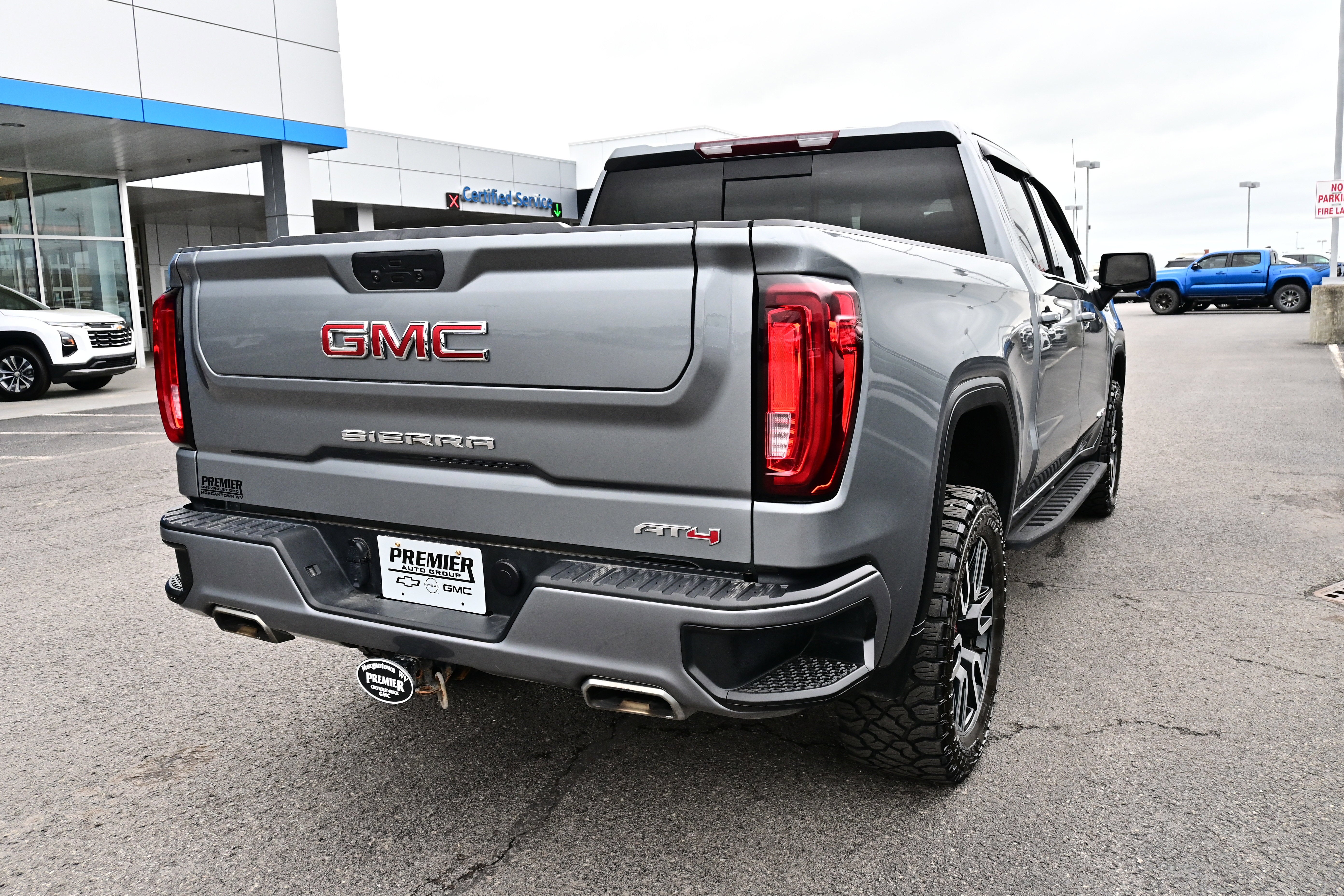 2022 GMC Sierra 1500 Limited AT4