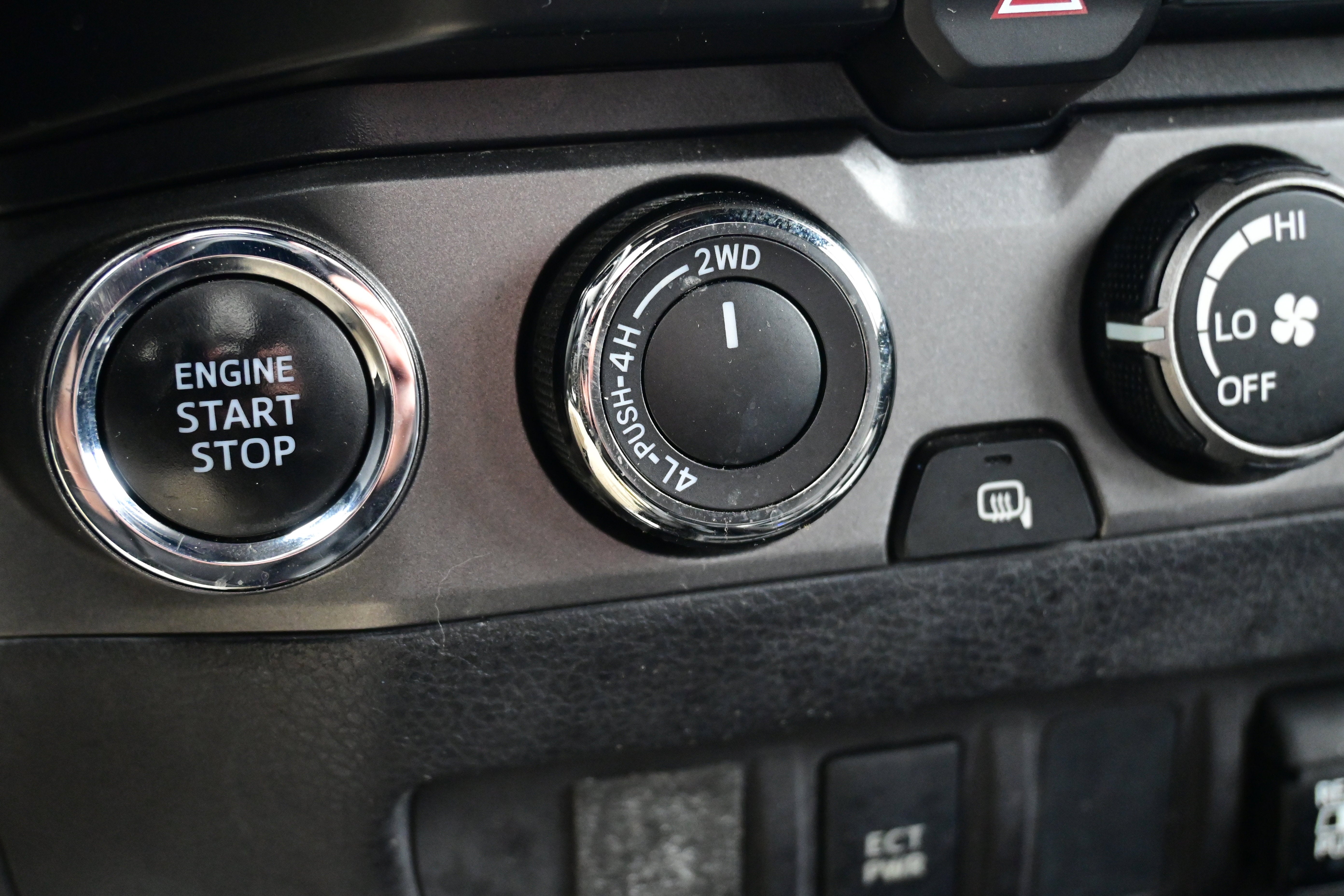 2019 Toyota Tacoma 4WD SR