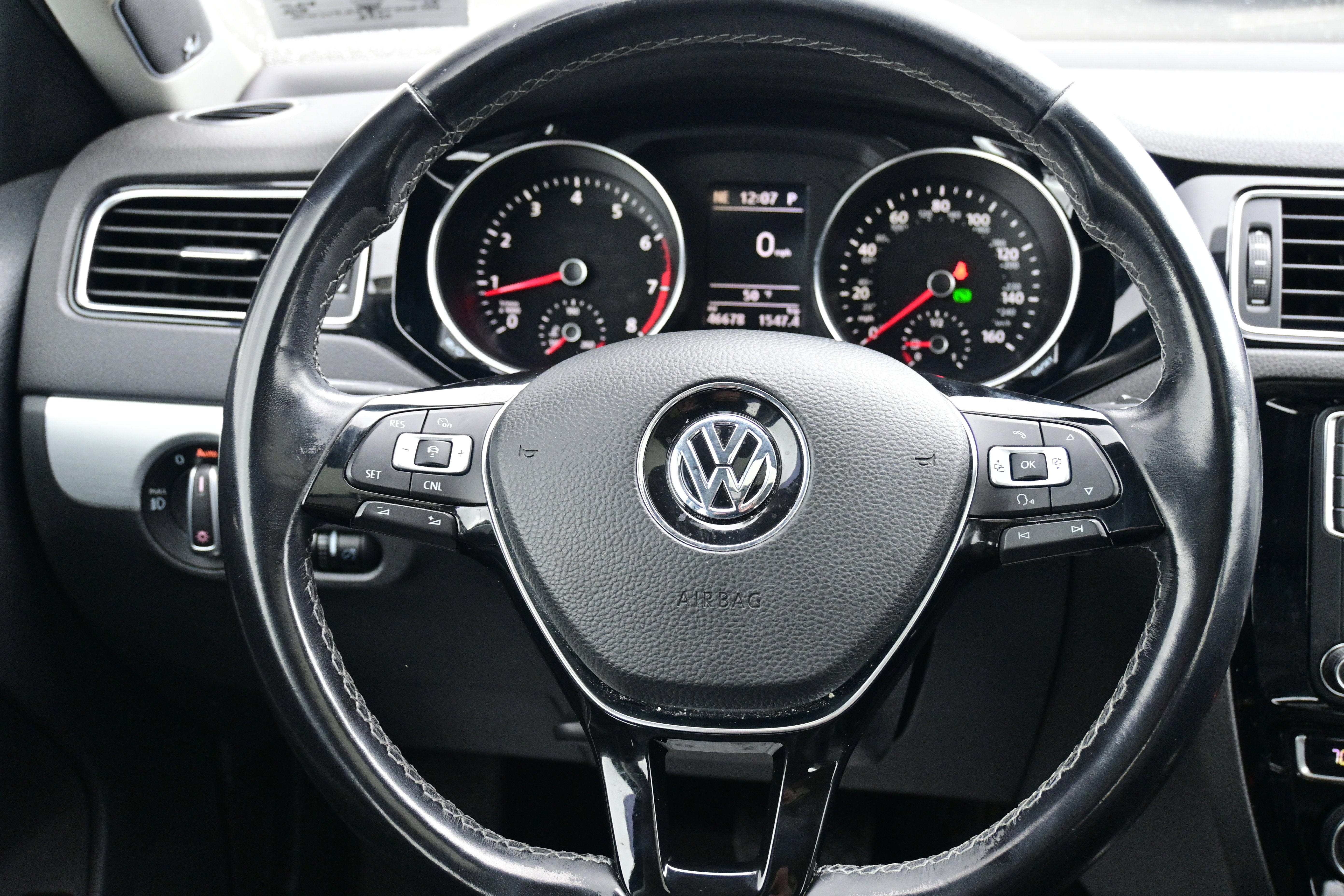 2018 Volkswagen Jetta 1.8T SEL