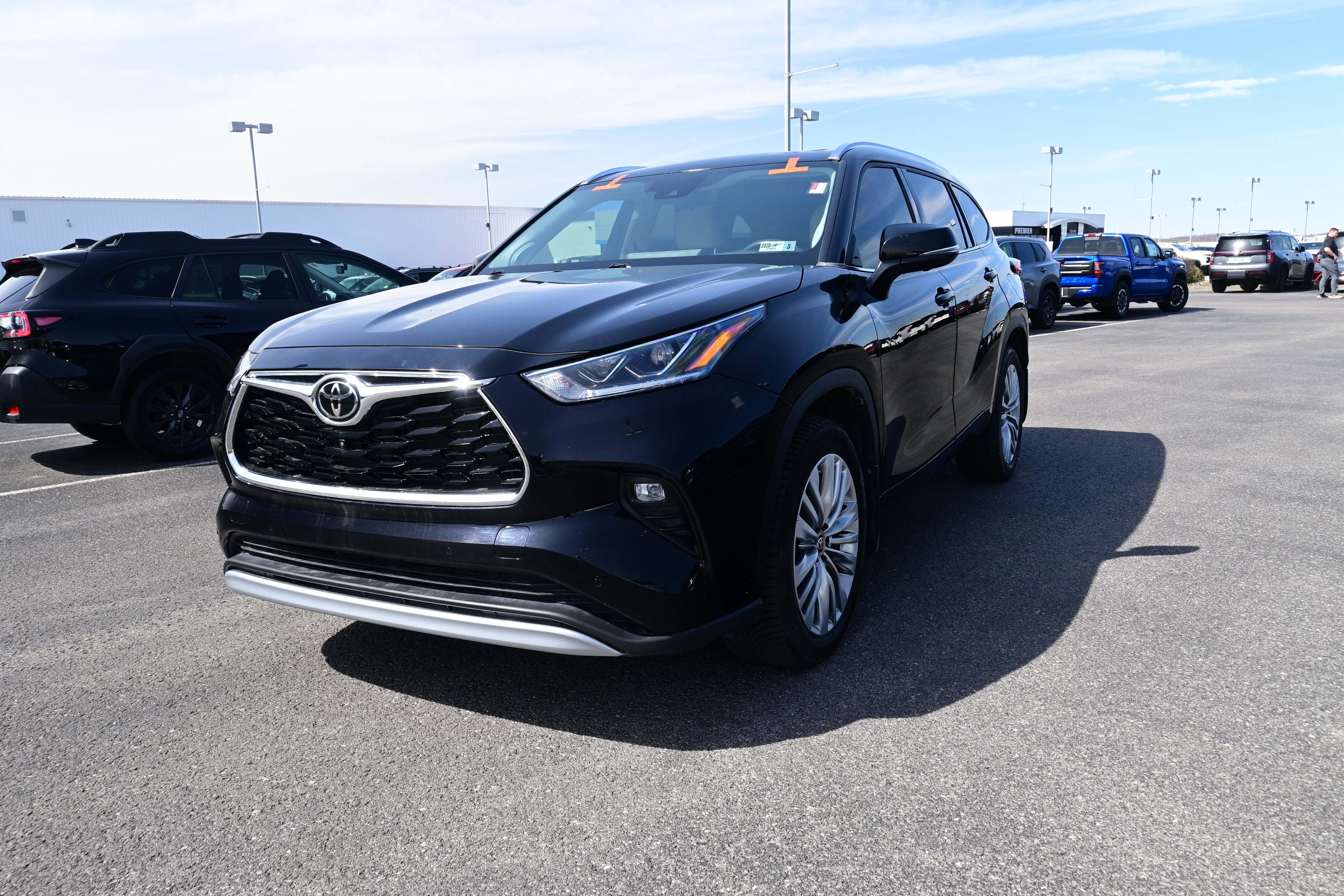 2023 Toyota Highlander L