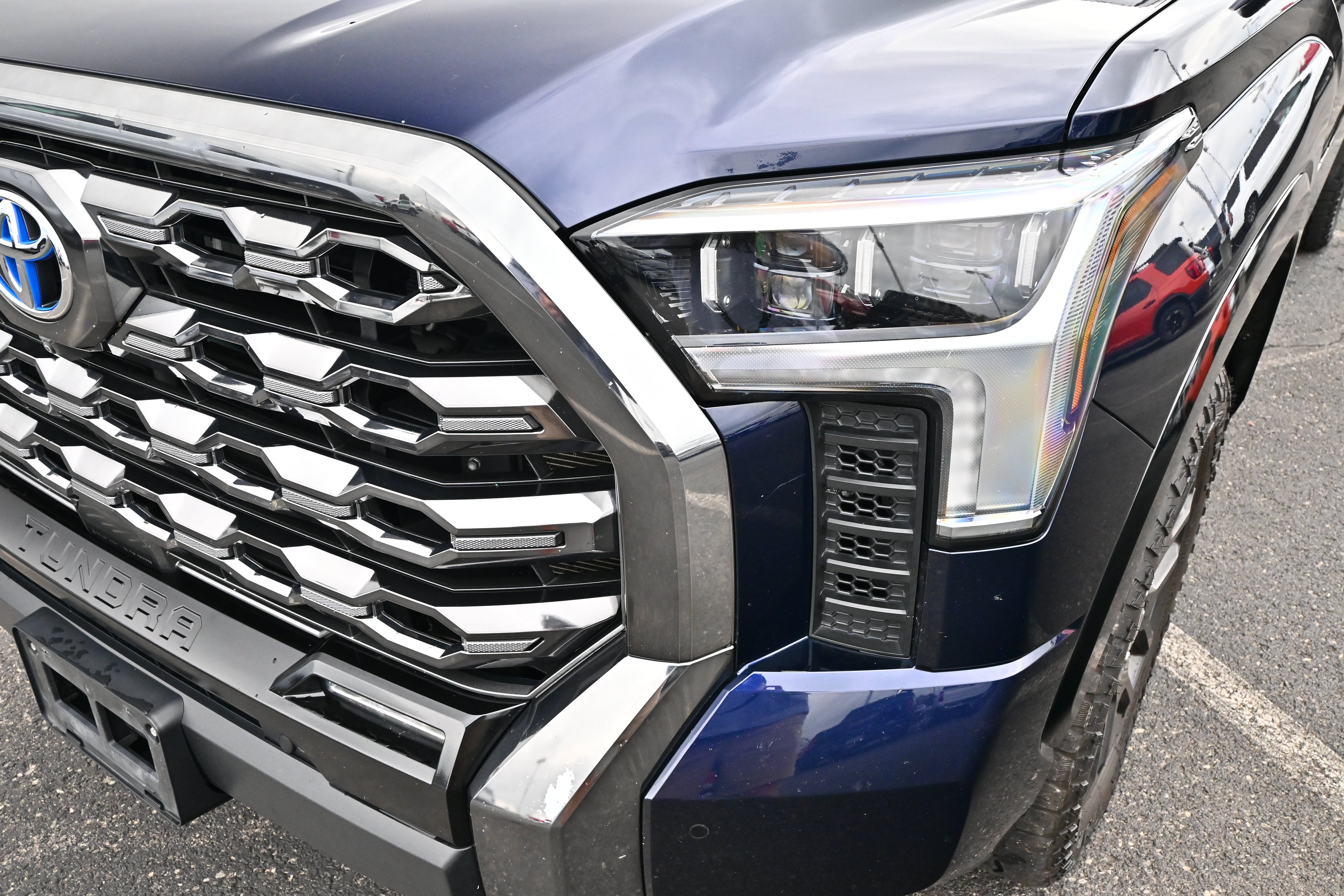 2023 Toyota Tundra 4WD Platinum Hybrid