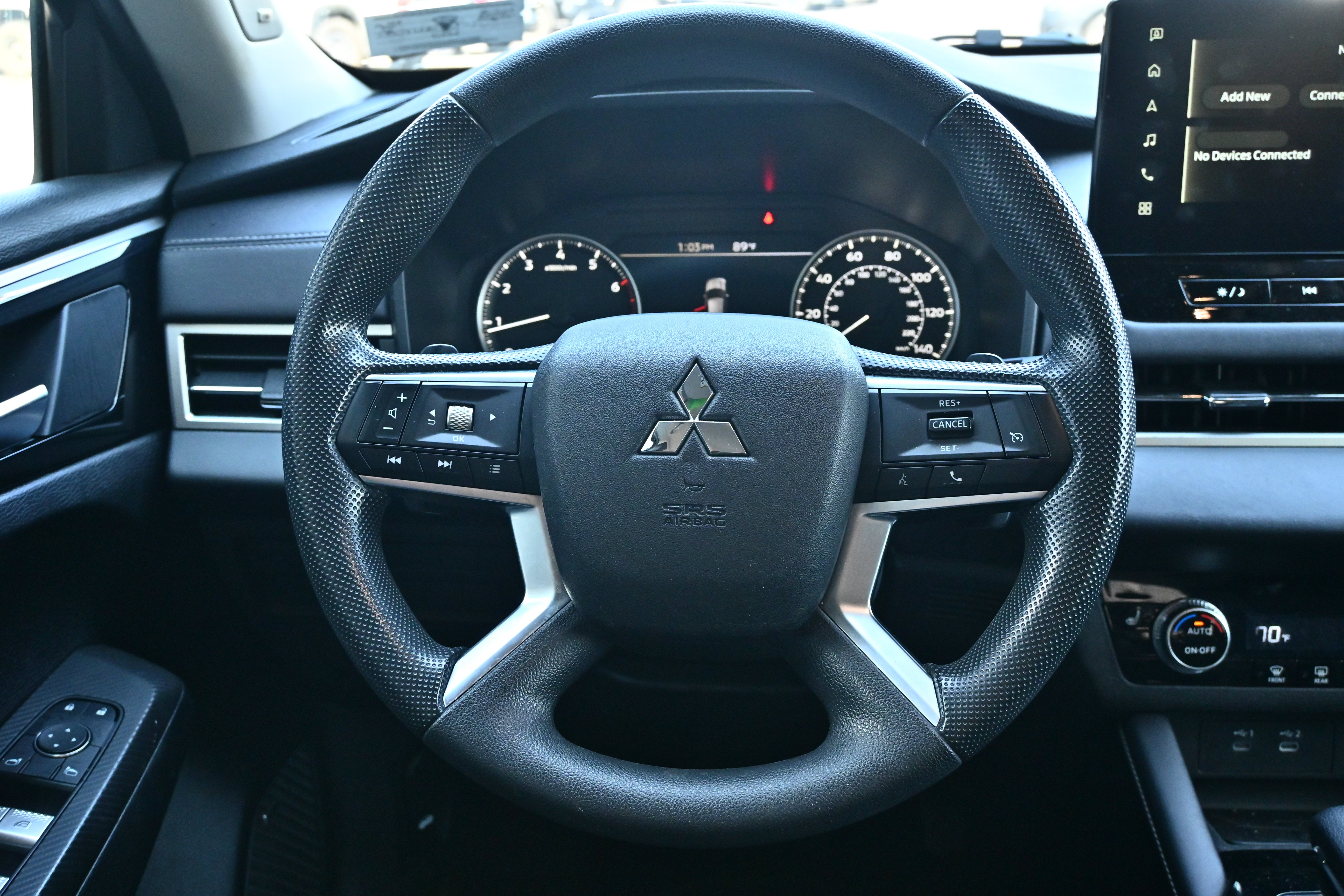 2025 Mitsubishi Outlander ES