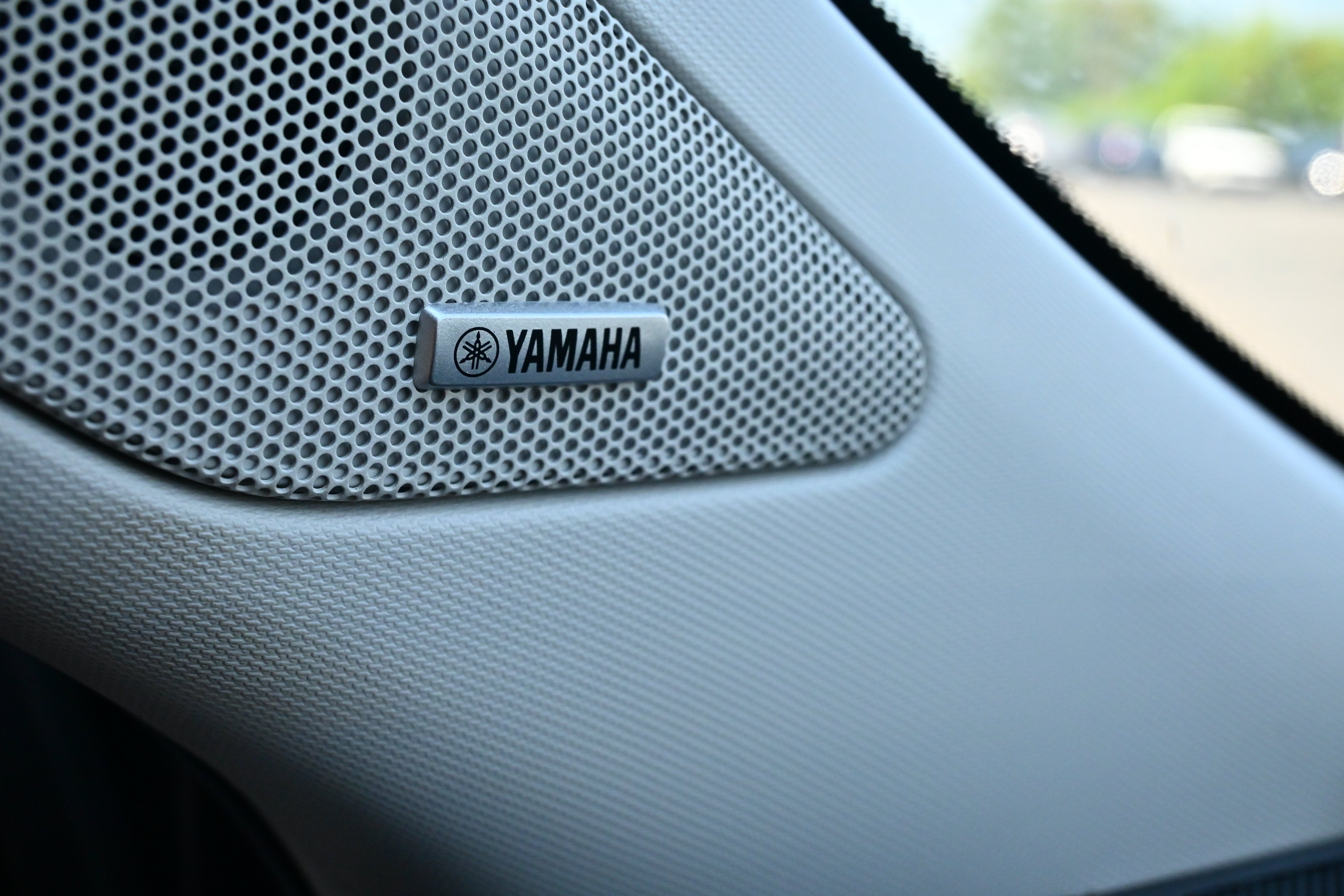 2025 Mitsubishi Outlander ES