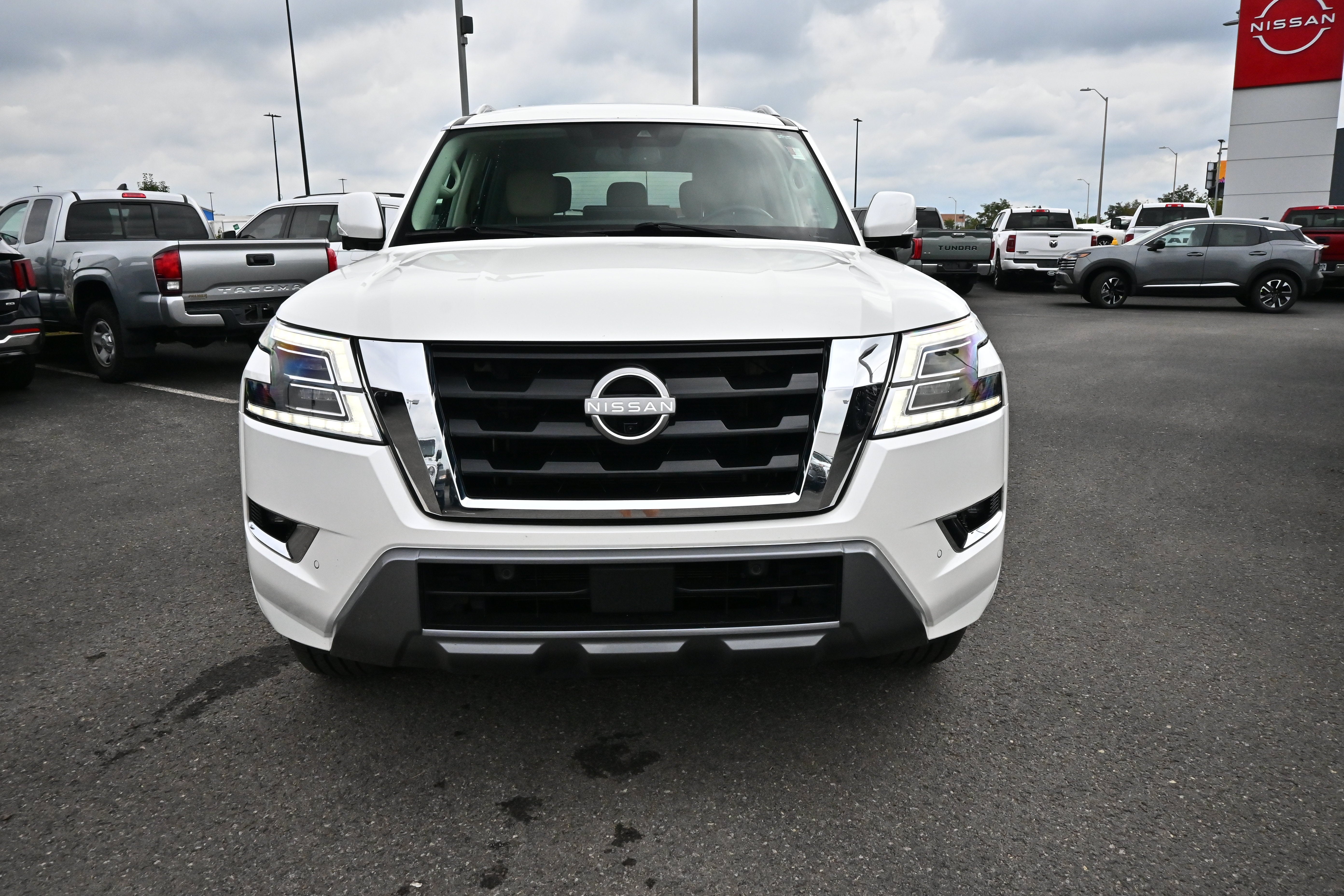 2024 Nissan Armada SL