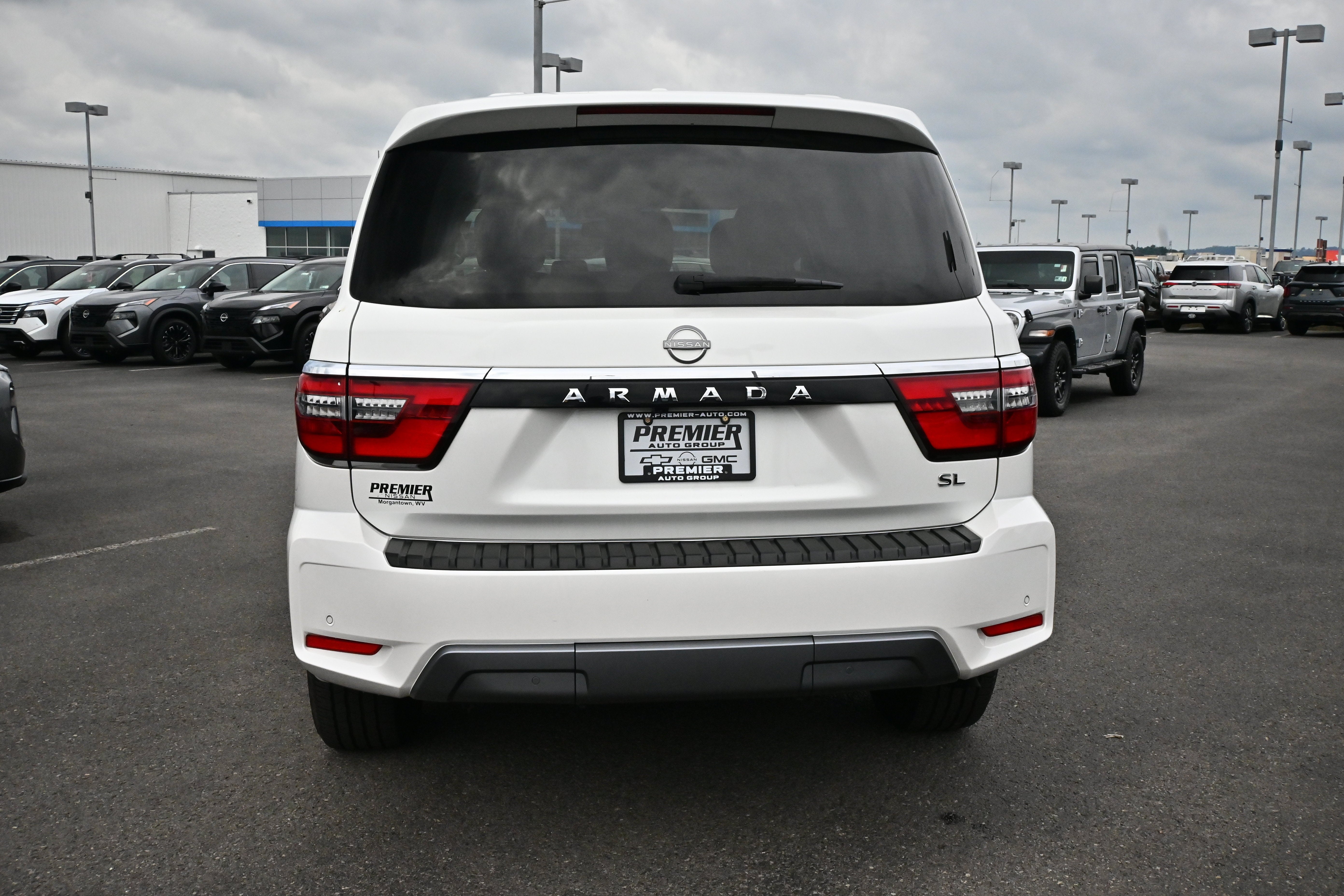 2024 Nissan Armada SL