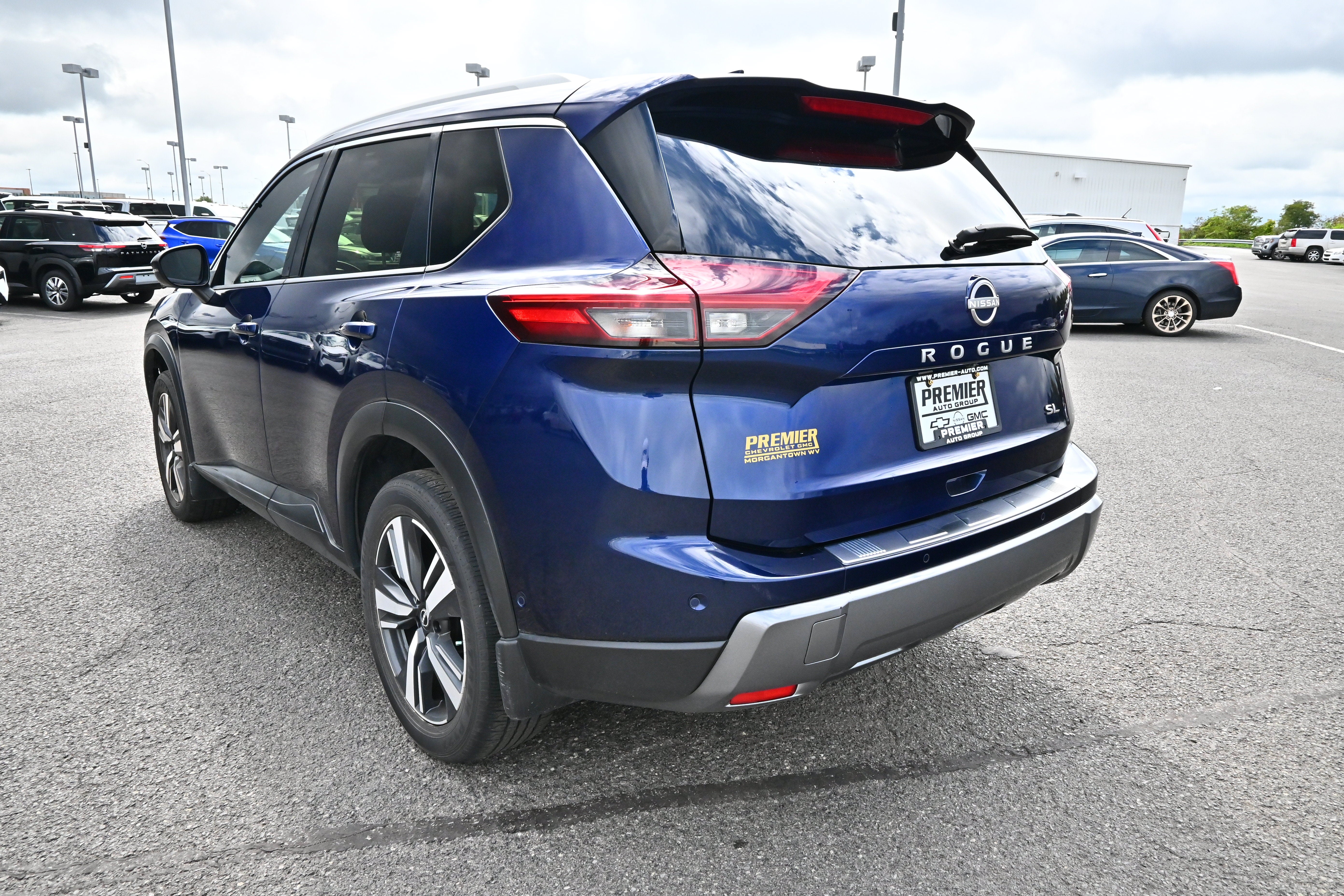 2024 Nissan Rogue SL