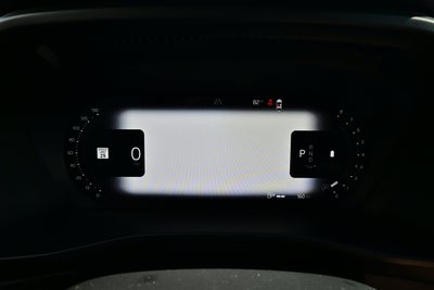 2023 Volvo XC40 Plus Dark Theme