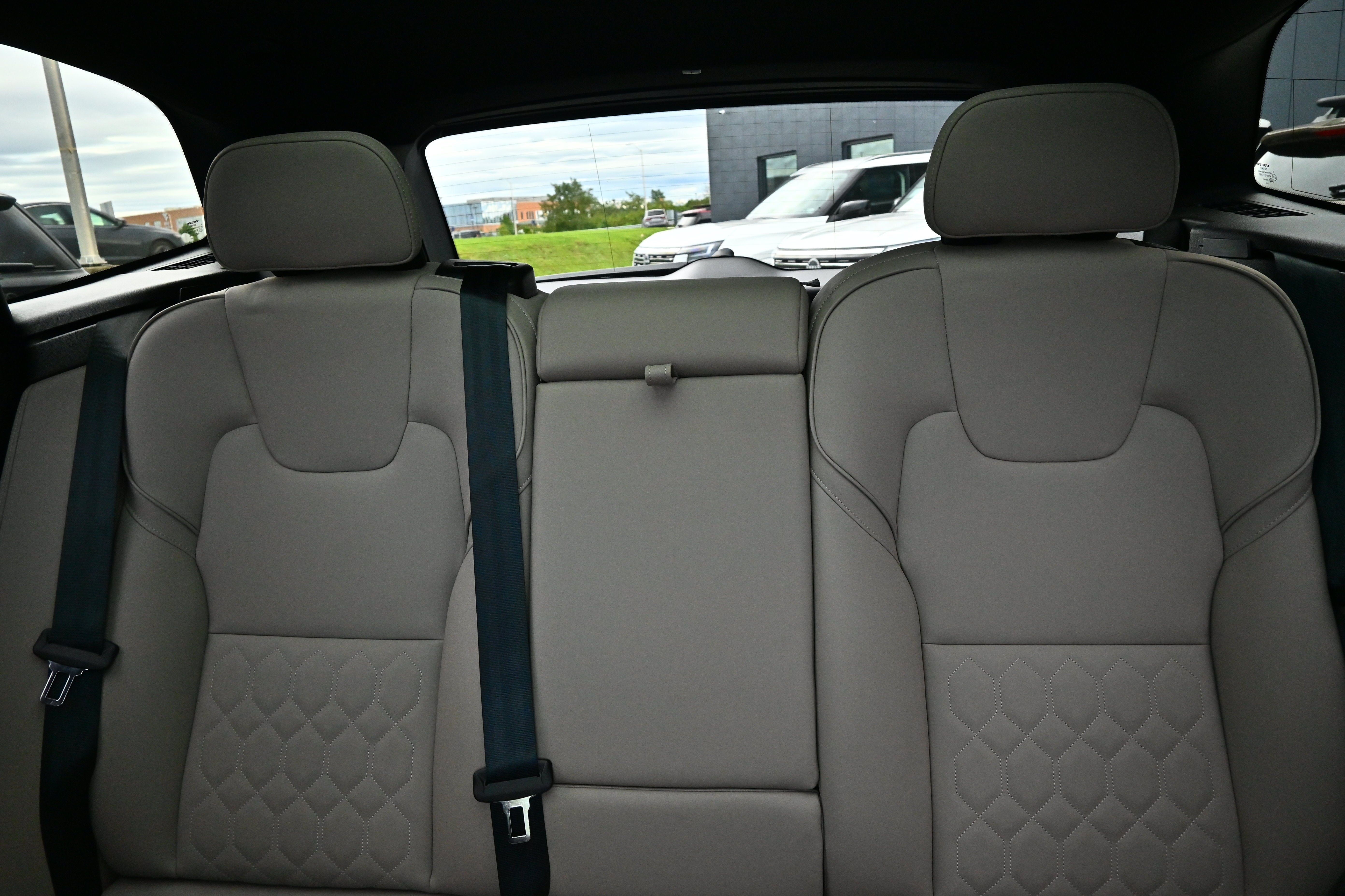 2026 Volvo XC60 Plus